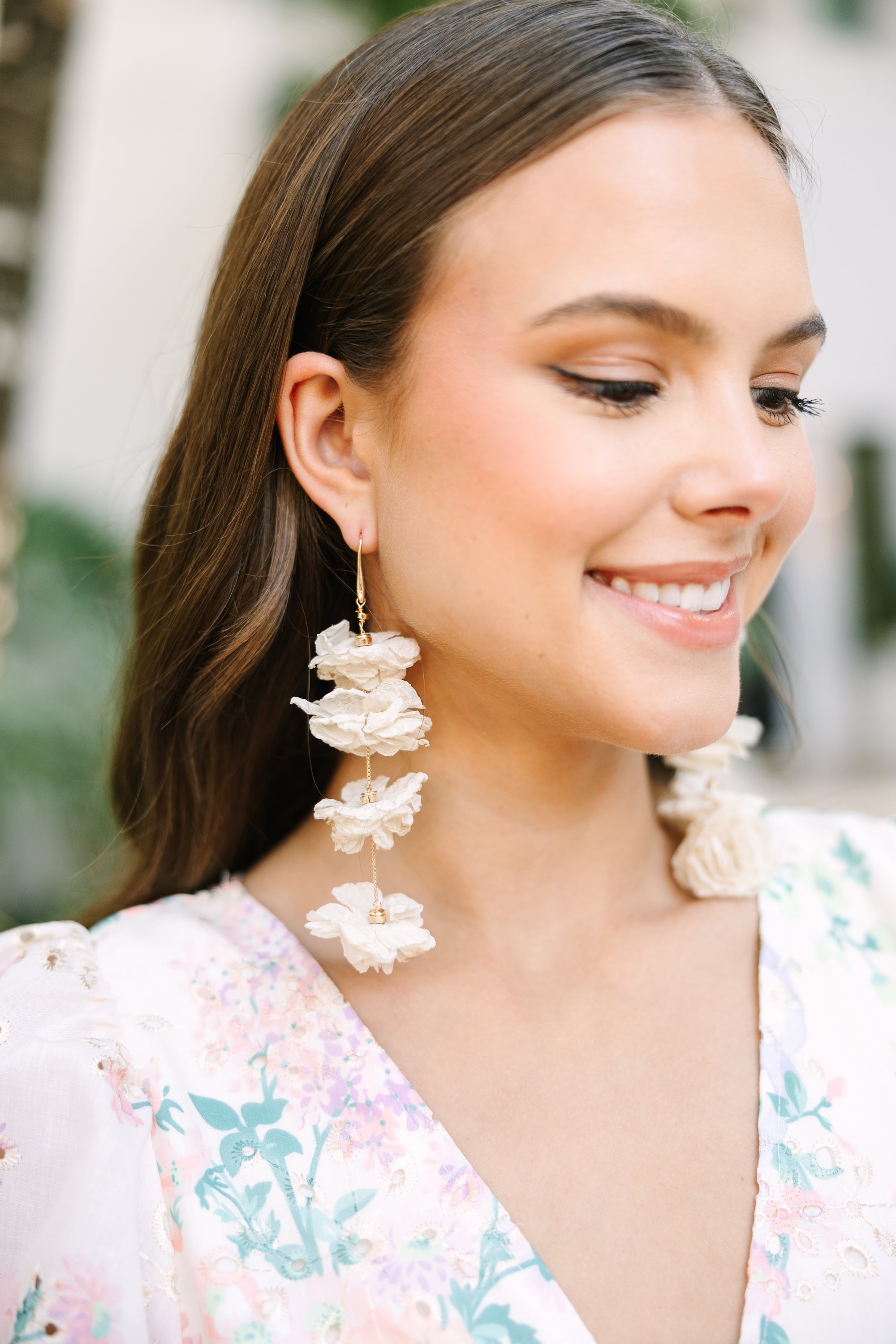 Elegant White Floral Earrings for Women - Dainty Flower Studs for Everyday Wear | Perfect for Weddings, Parties & Casual Outfits
