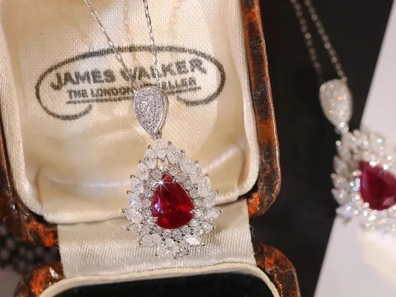 18K White Gold Diamond & Ruby Pendant Necklace for Women - Elegant Customizable Jewelry for Banquets, Parties & Special Occasions