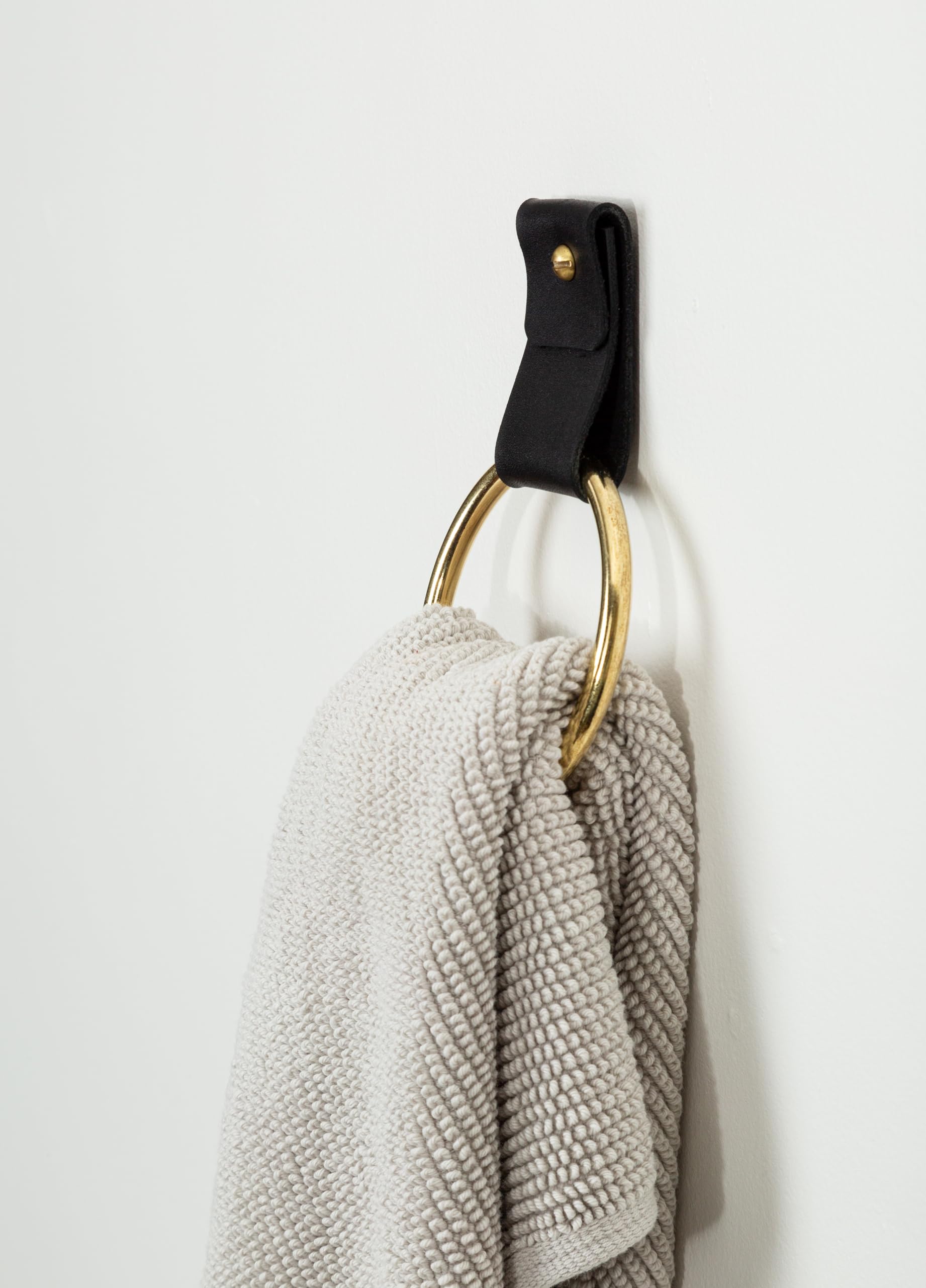 KEYAIIRA Small Wide Leather Wall Hook - Minimalist Steel Towel Ring, Wall Mounted Leather Loop Strap for Hand Towels, Bathroom Storage & Decorative Organizer - Perfect for Bathrooms, Kitchens, and Entryway Organization