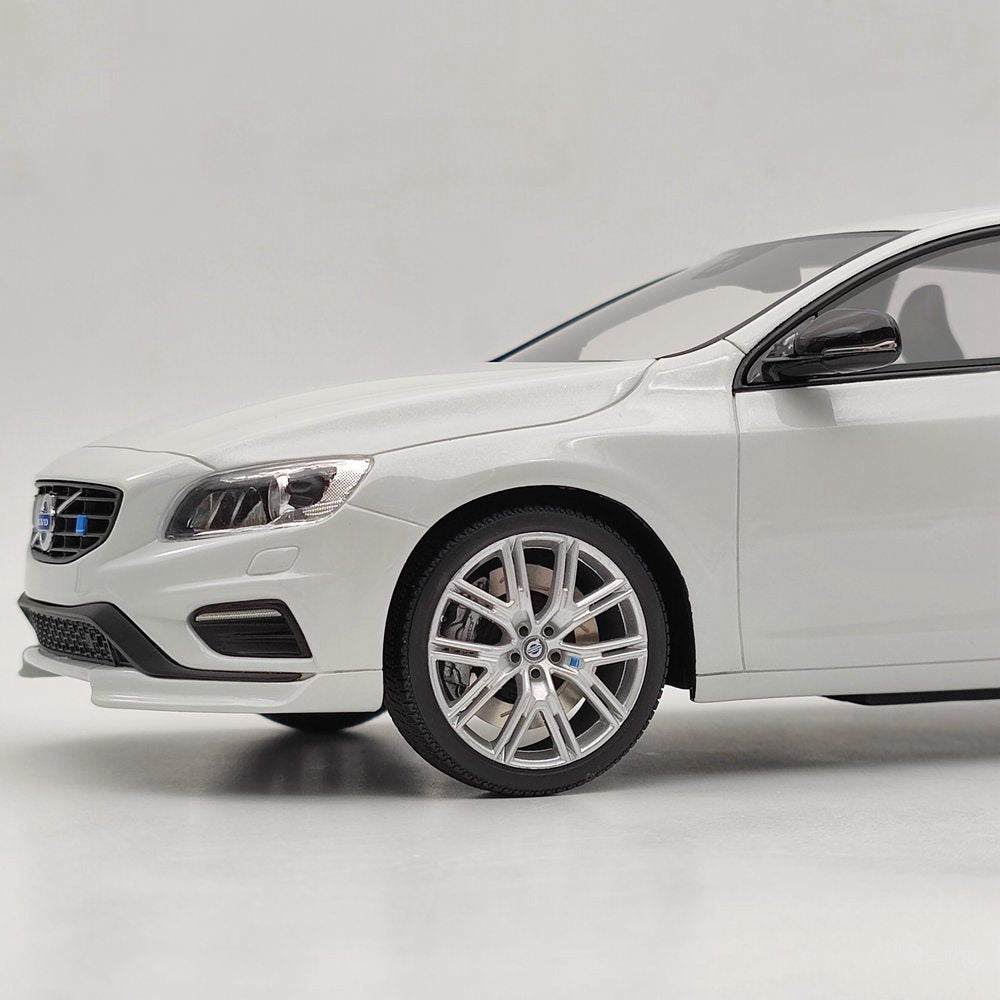 1/18 Scale Volvo V60 Polestar Engineered Resin Die-Cast Model Car - White Collectible Toy for Adults & Kids | Perfect for Display, Gifts & Car Enthusiast Collections