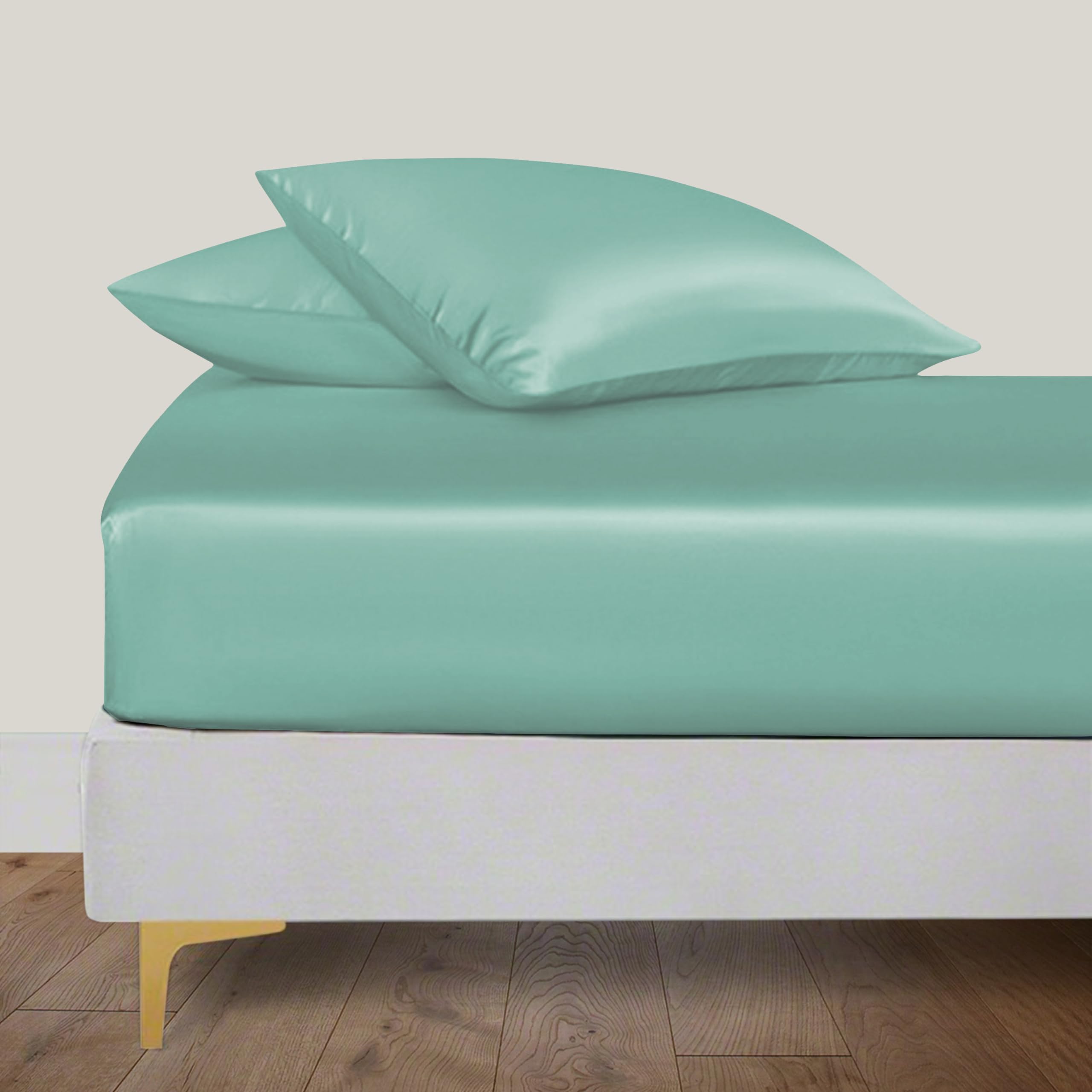 Premium Bamboo Viscose Fitted Sheet for Queen Size Bed – 16