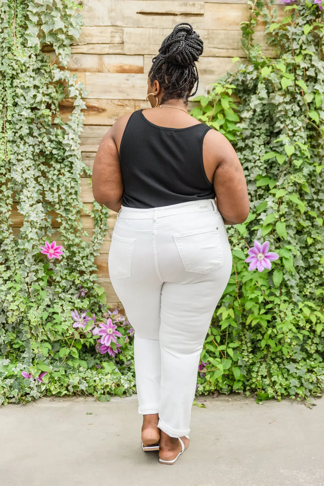 Stylish Mid Rise Boyfriend Destroyed White Jeans for Women - Trendy Distressed Denim for Casual Outfits & Streetwear Fashion