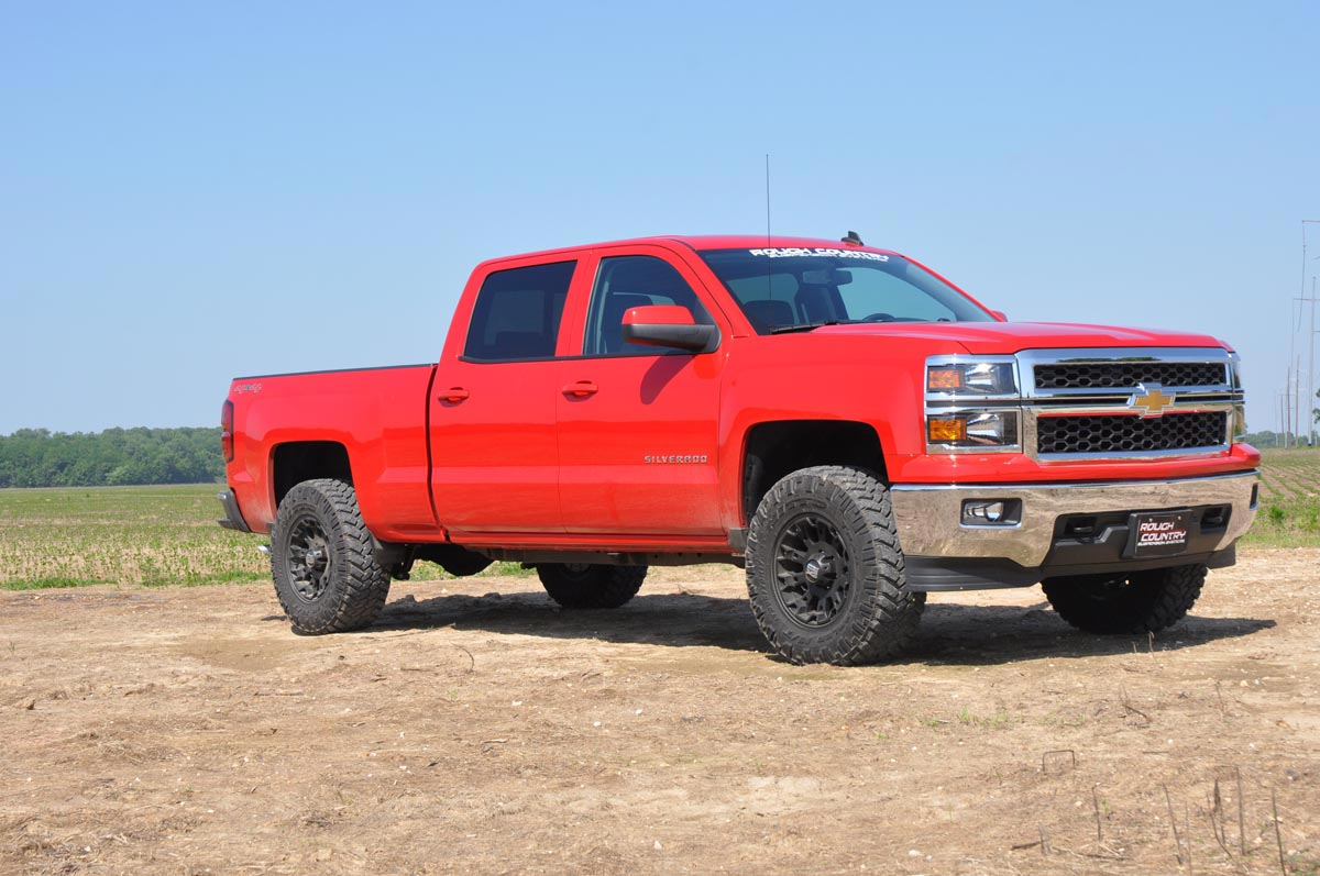 2.5 Inch Lift Kit for Chevy/GMC 1500 (2007-2018) - Heavy Duty Aluminum & Cast Steel Construction with M1 Strut - Perfect for Off-Roading, Truck Customization & Enhanced Ground Clearance
