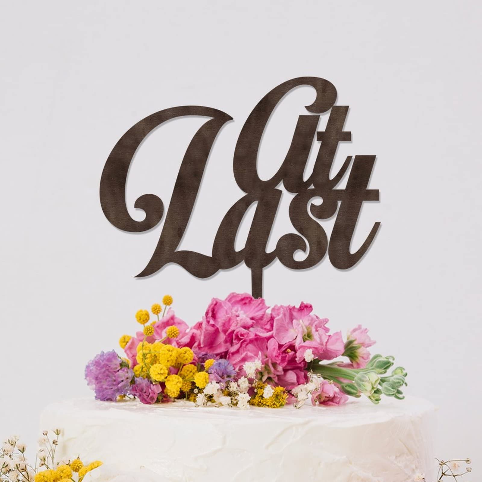 Custom Mr & Mrs Wooden Cake Topper - Bride and Groom Wedding Cake Decor with Funny Love Quotes for Engagement, Marriage & Party Celebrations | Perfect for Wedding Cakes, Anniversary Cakes & Romantic Dessert Displays