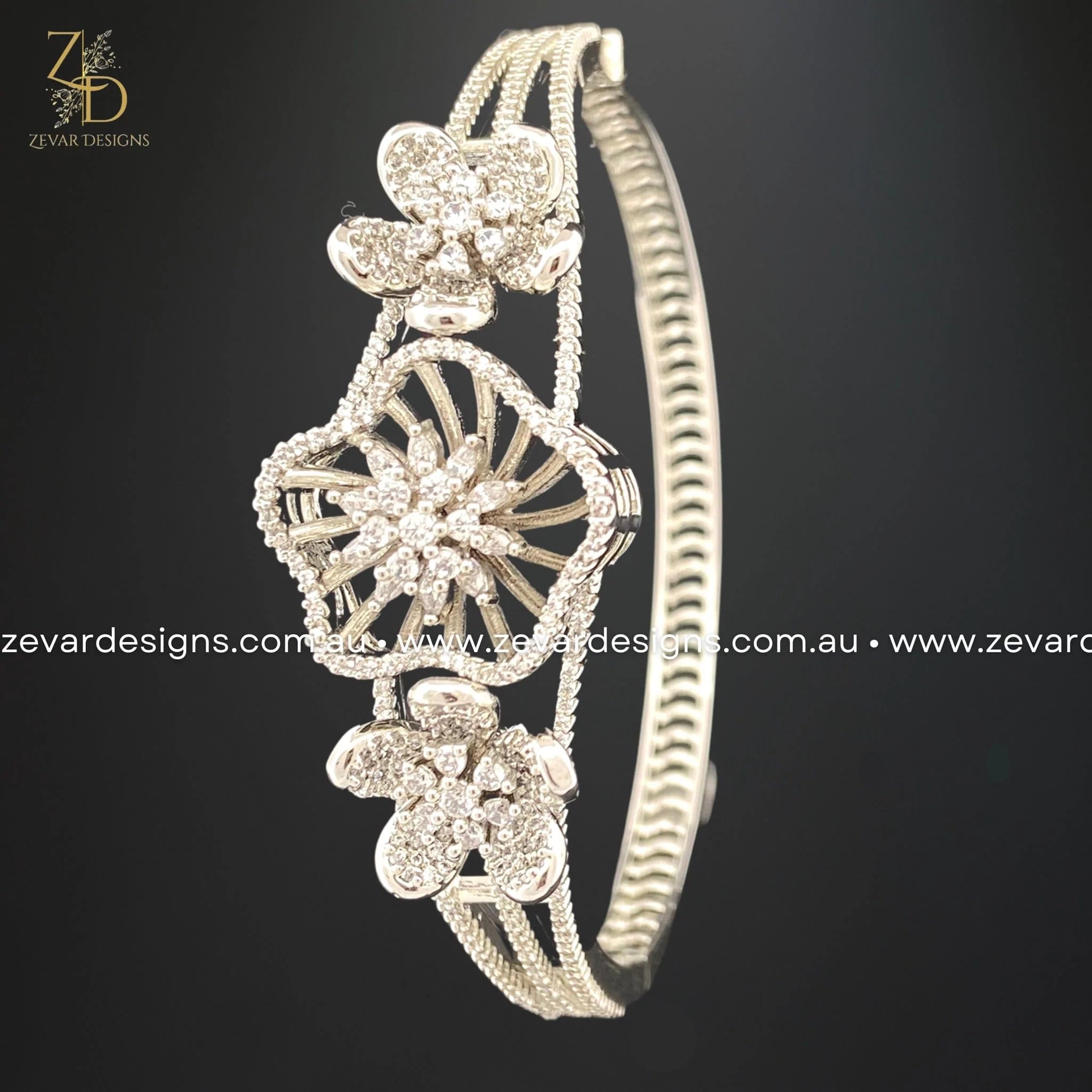Zircon Bracelet for Women - Elegant & Stylish Crystal Jewelry Gift for Her - Perfect for Parties, Weddings & Everyday Wear