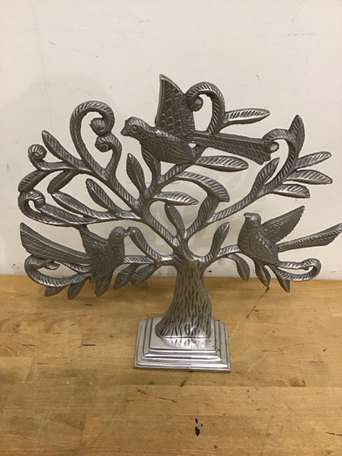 15 Metal Birds on Tree Sculpture - Elegant Garden Decor for Outdoor & Indoor Use - Perfect for Patio, Yard, and Home Décor
