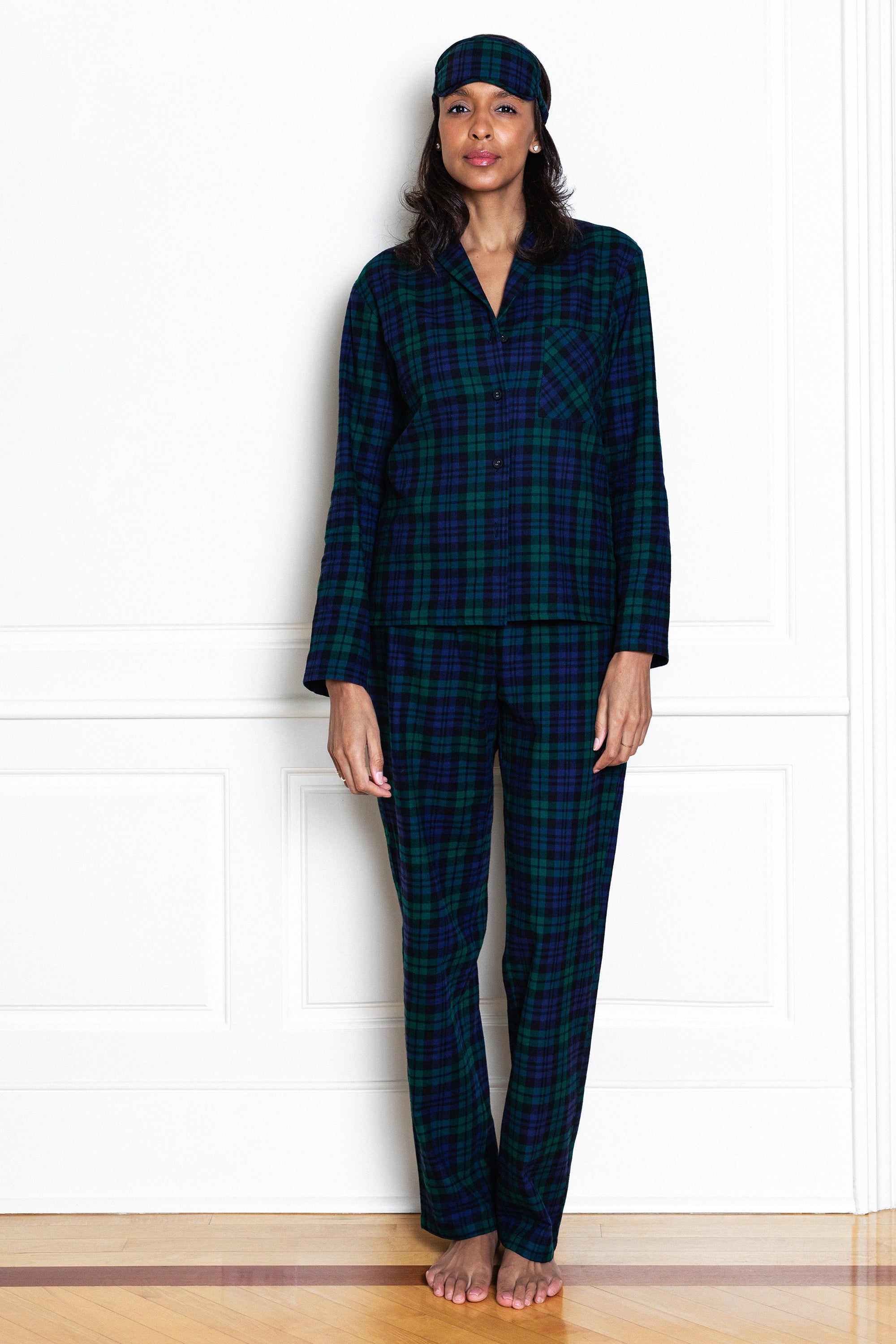 Cozy Flannel Pajama Set for Women & Men - Blackwatch Plaid Winter Sleepwear - Soft & Warm Lounge Pajamas for Cold Nights - Perfect for Christmas, Bedtime & Relaxing at Home