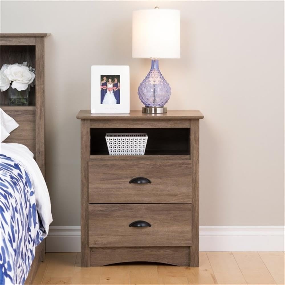 Home Square 3-Piece Queen Bedroom Set - Platform Bed with 2 Tall Nightstands with Drawers | Modern Bedroom Furniture for Small Spaces & Guest Rooms