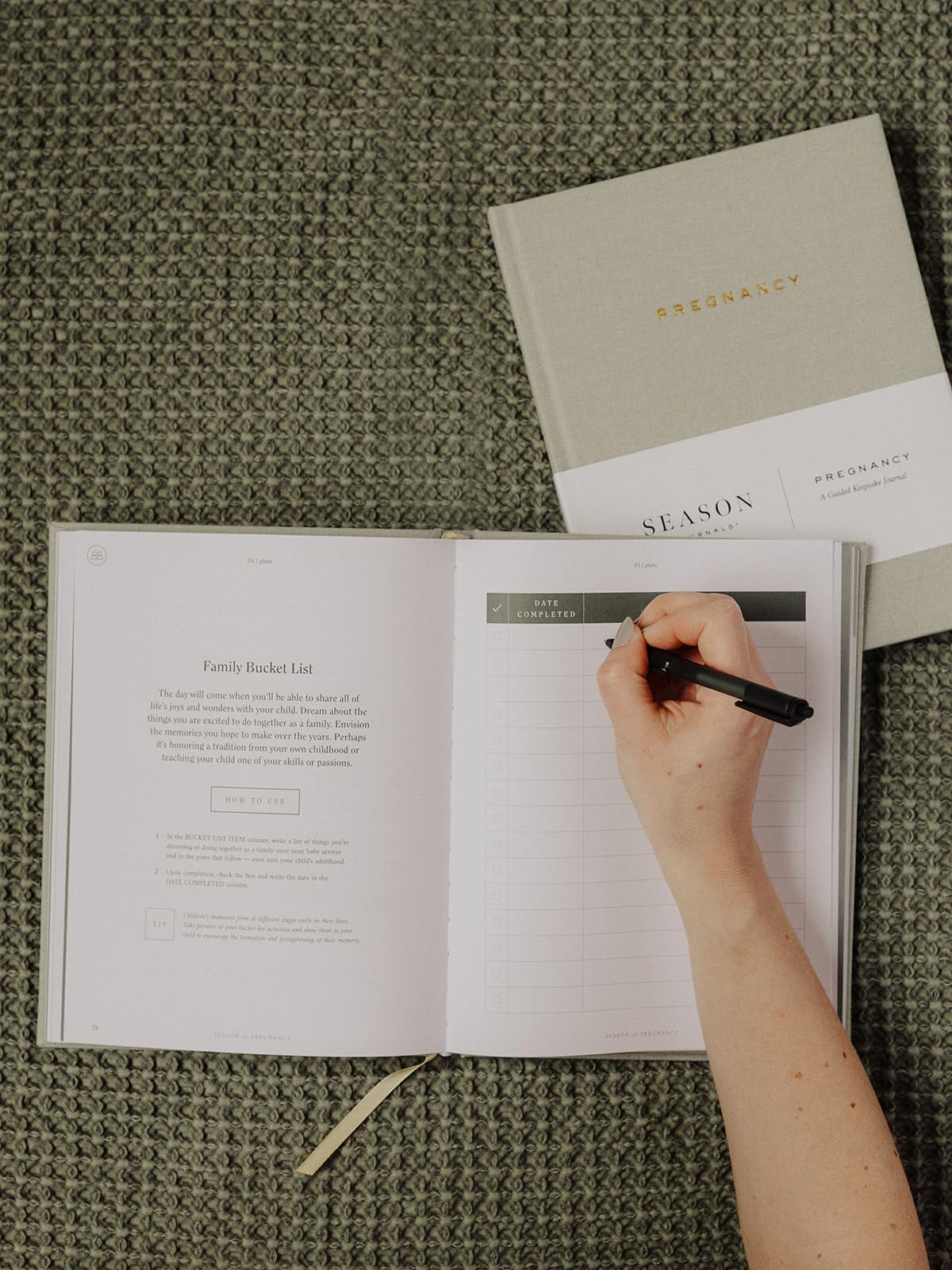 **Pregnancy Journal for Mom & Dad - Hardcover Linen Keepsake Memory Book, Weekly Pregnancy Planner & Guided Journal for New Parents - Perfect for Baby Shower Gifts & Cherishing Pregnancy Moments by Season Journals**