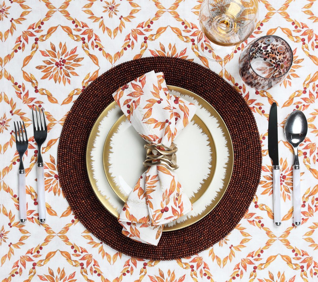 Premium Laurel Napkins Set of 4 - White & Brown Linen Table Napkins for Fine Dining, Dinner Parties & Elegant Home Decor