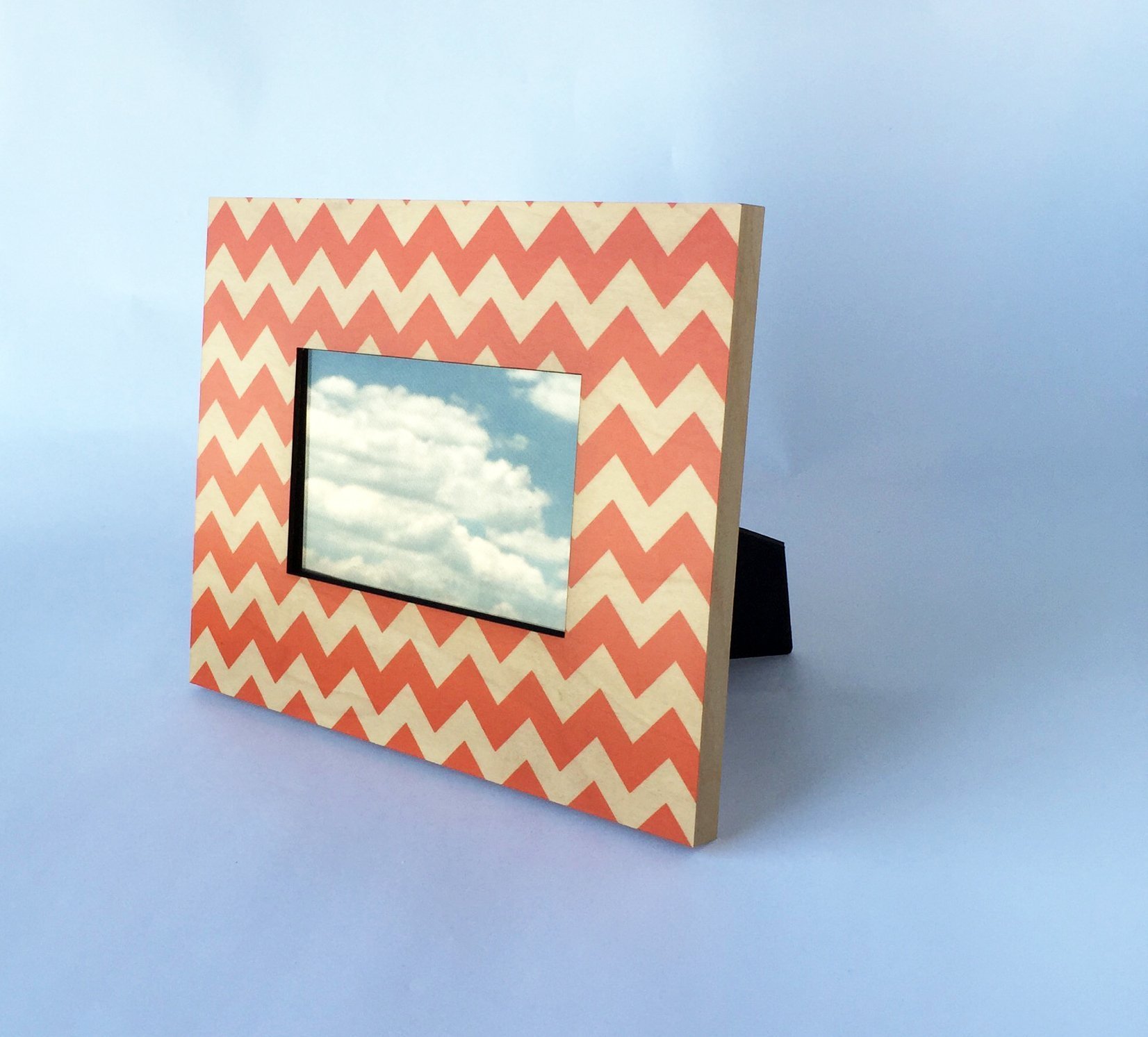 Natural Wood Picture Frame 4x6 - Custom Chevron Rustic Maple Wood Frame for Baby Shower Gifts, Home Decor & Wall Art Display