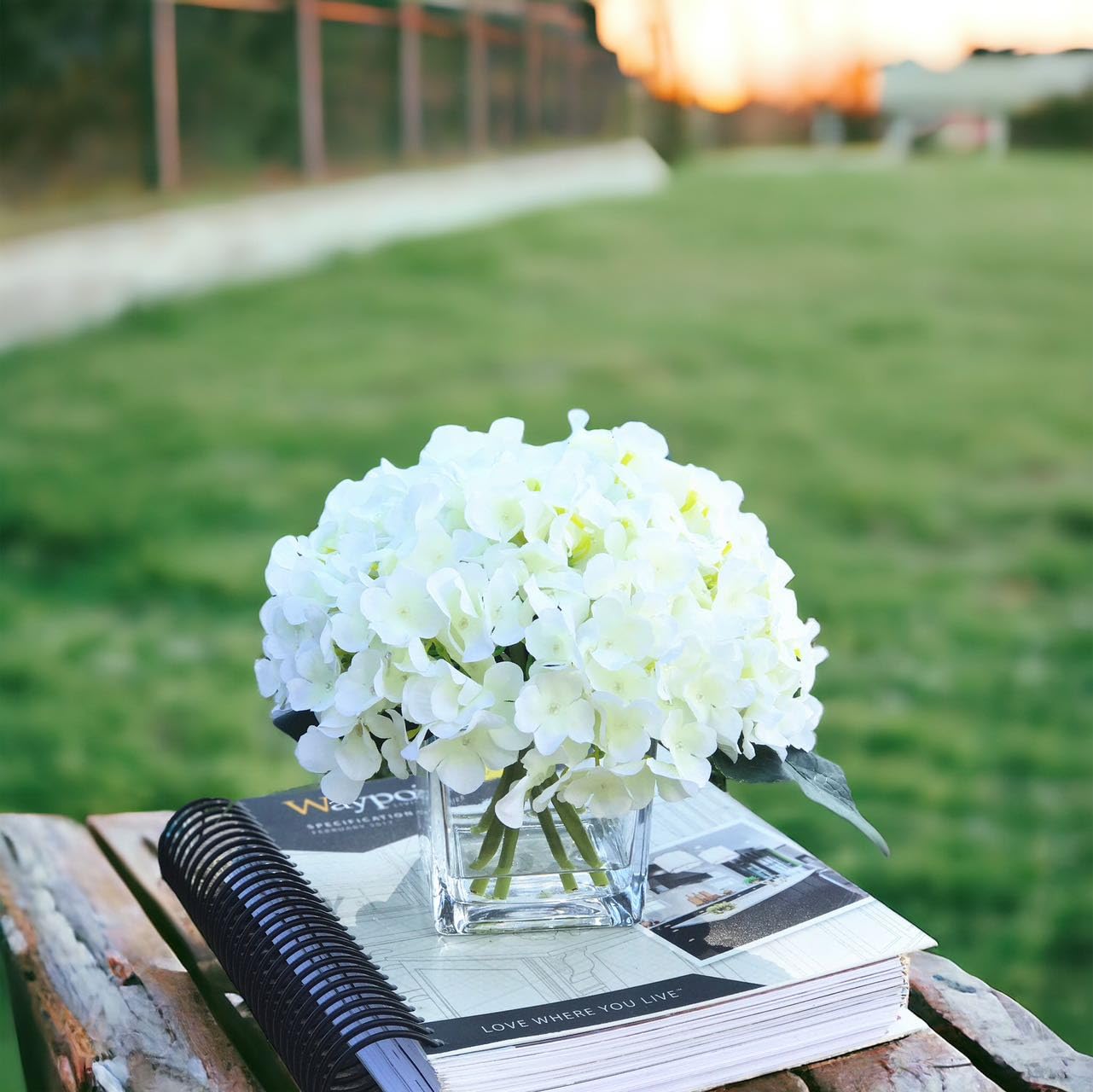 ENOVA HOME Artificial Hydrangea Silk Flower Arrangement in Clear Cube Glass Vase - Elegant Home Decor for Wedding, Party, Dining Table & Office Centerpiece