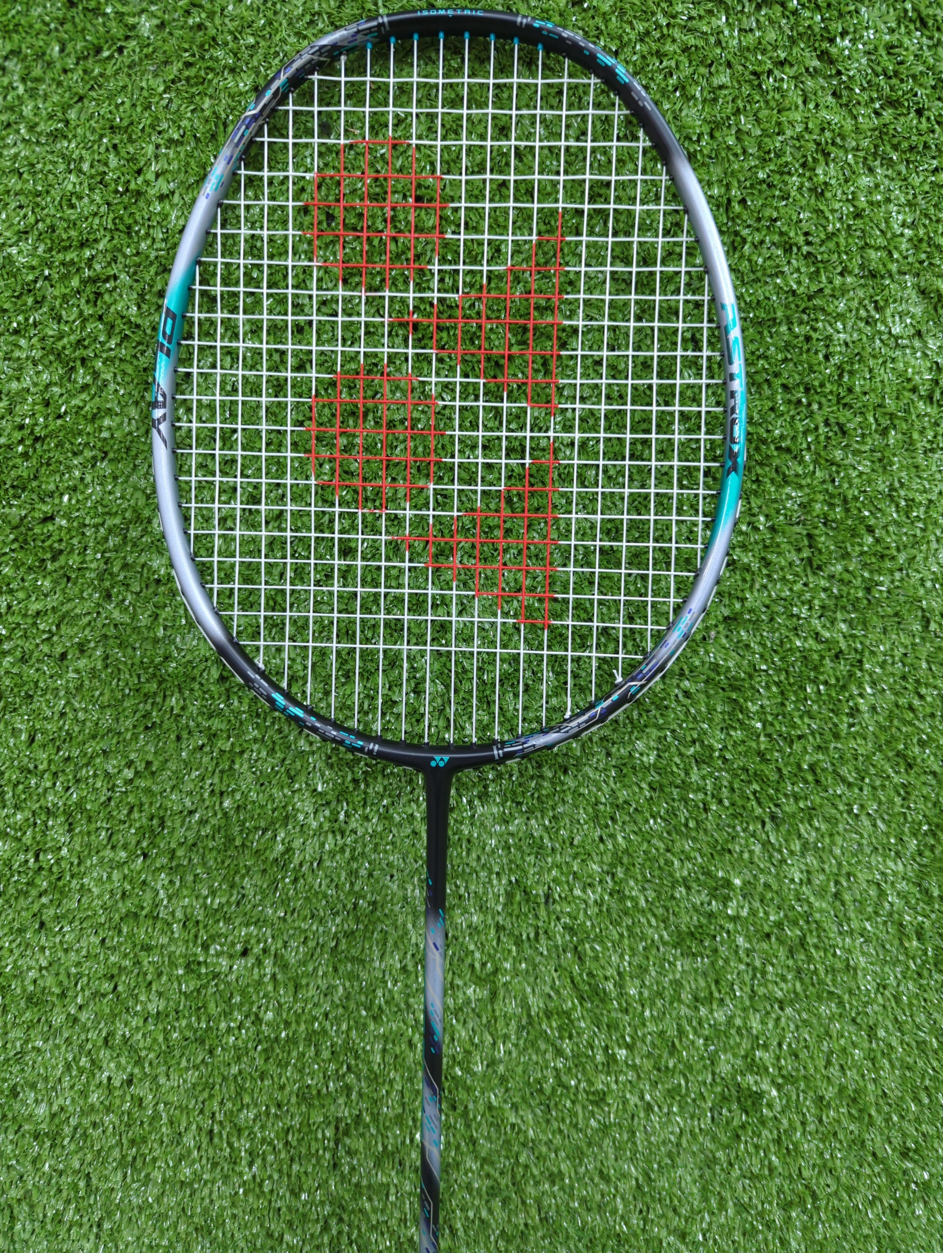 Yonex Astrox 88 Play Black/Silver Badminton Racket - Prestrung Professional Racquet for Advanced Players | Perfect for Tournaments & Training | Made in China