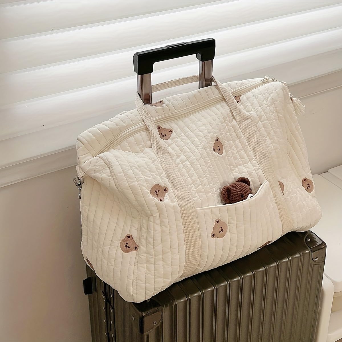 Quilted Duffle Bag for Women - Floral Print Weekender Travel Bag, Cotton Diaper Tote Bag for Gym, Beach & Overnight Trips | Cute & Spacious Carry-On Luggage