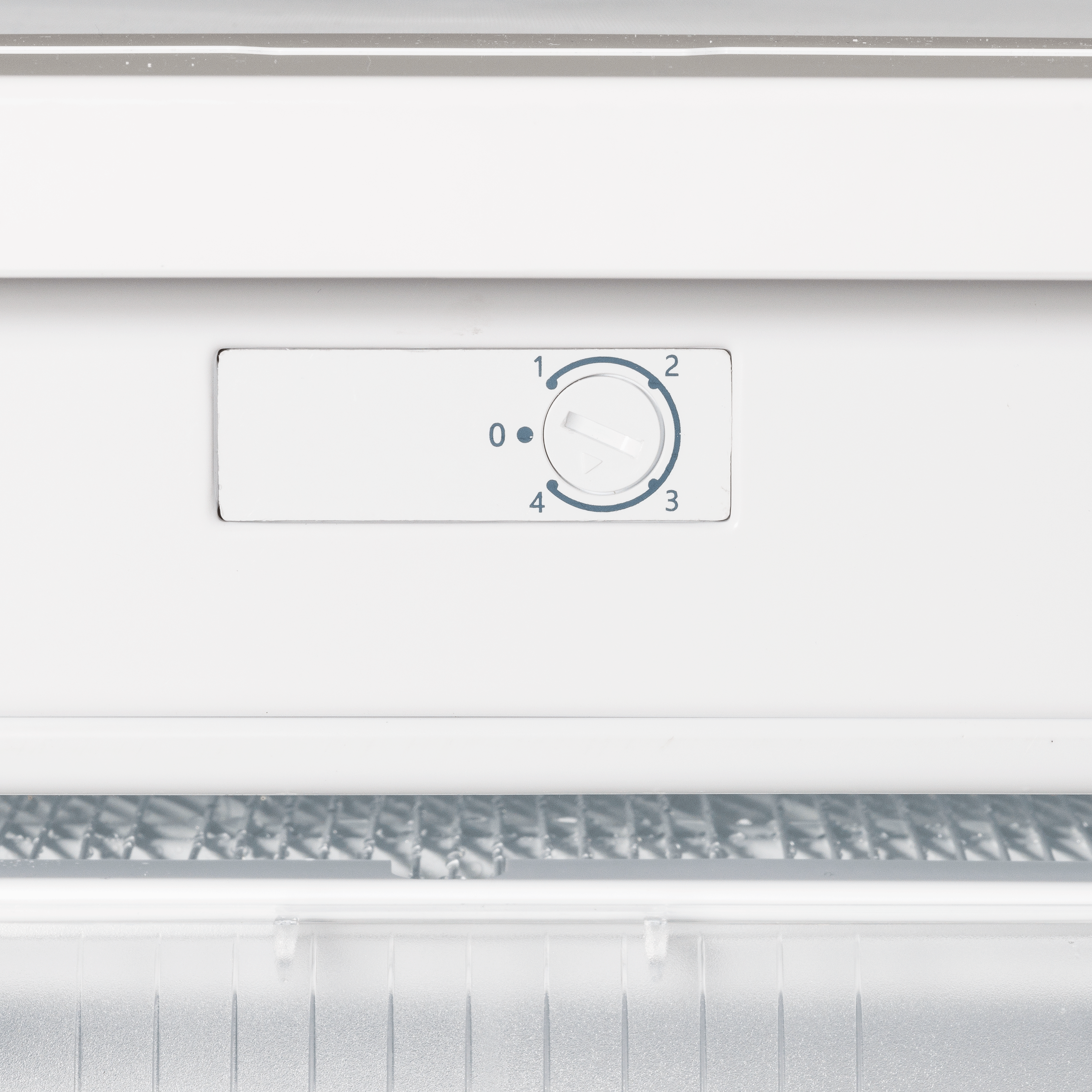 Baridi 55cm Undercounter Freezer with Adjustable Thermostat, 4 Star Energy Rating, 85L Capacity, White - Perfect for Home, Kitchen, Restaurant & Commercial Use - Model DH250