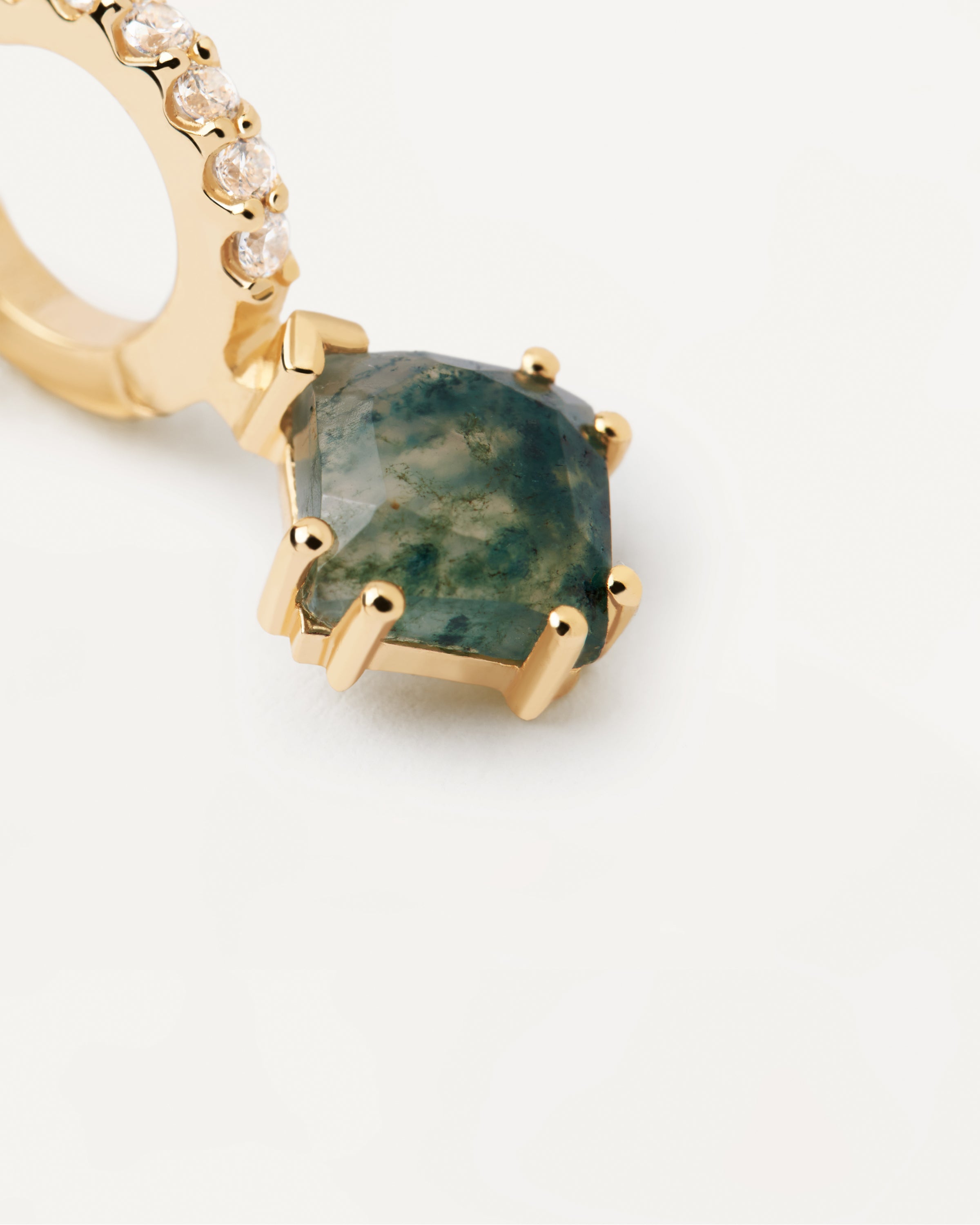 Fuji Moss Agate Single Earring - Natural Stone Dangle Earring for Women - Boho Chic Jewelry for Everyday Wear & Special Occasions