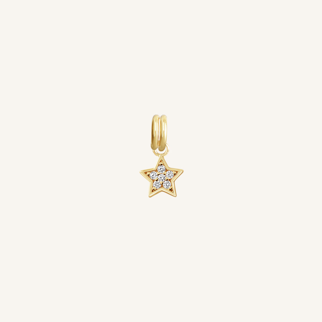 Lucky Star Charm Necklace - Elegant Silver Pendant for Women - Perfect for Everyday Wear, Gifts & Special Occasions