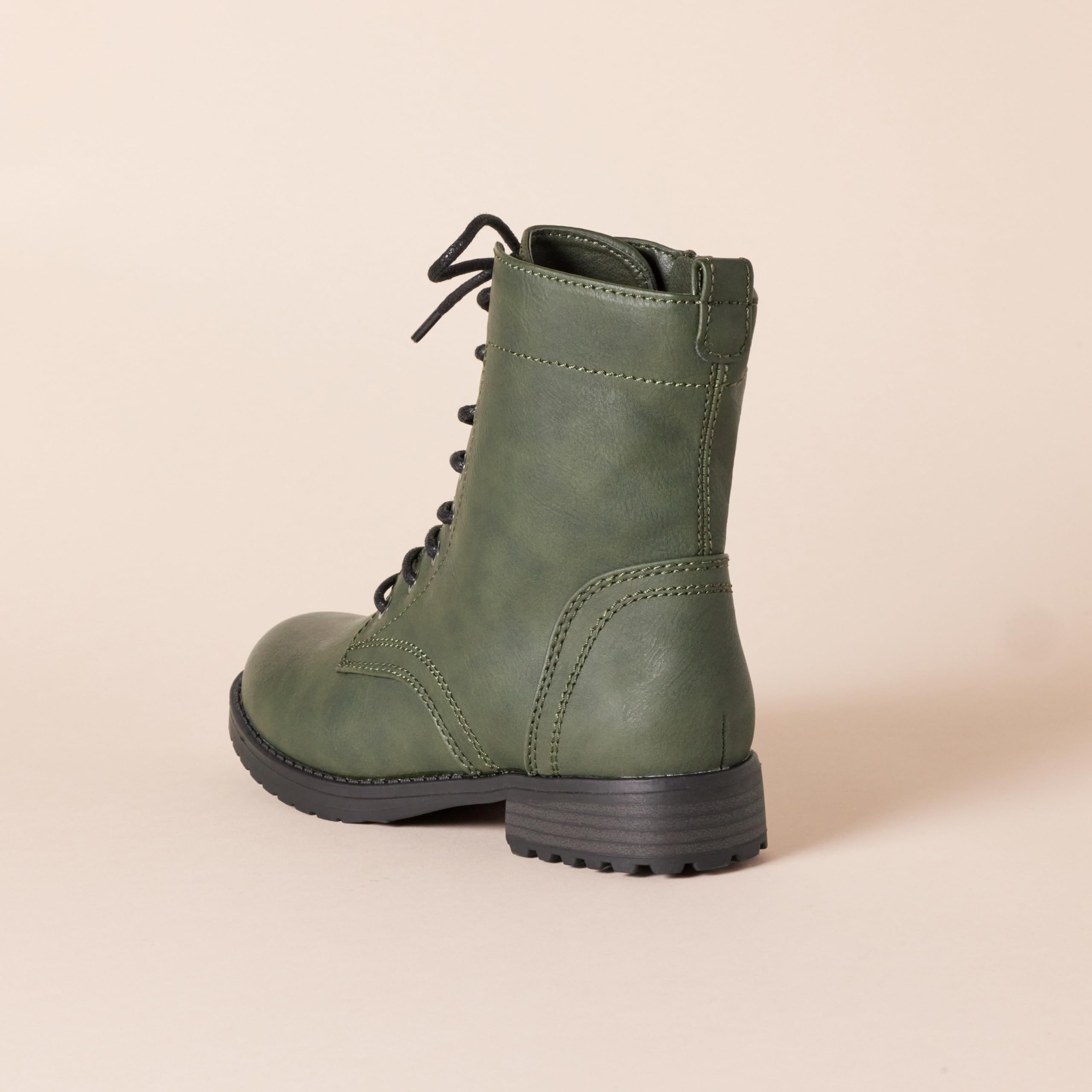 Amazon Essentials Women's Lace-Up Combat Boots - Stylish Ankle Booties for Fall & Winter | Perfect for Casual Outfits, Workwear & Outdoor Adventures
