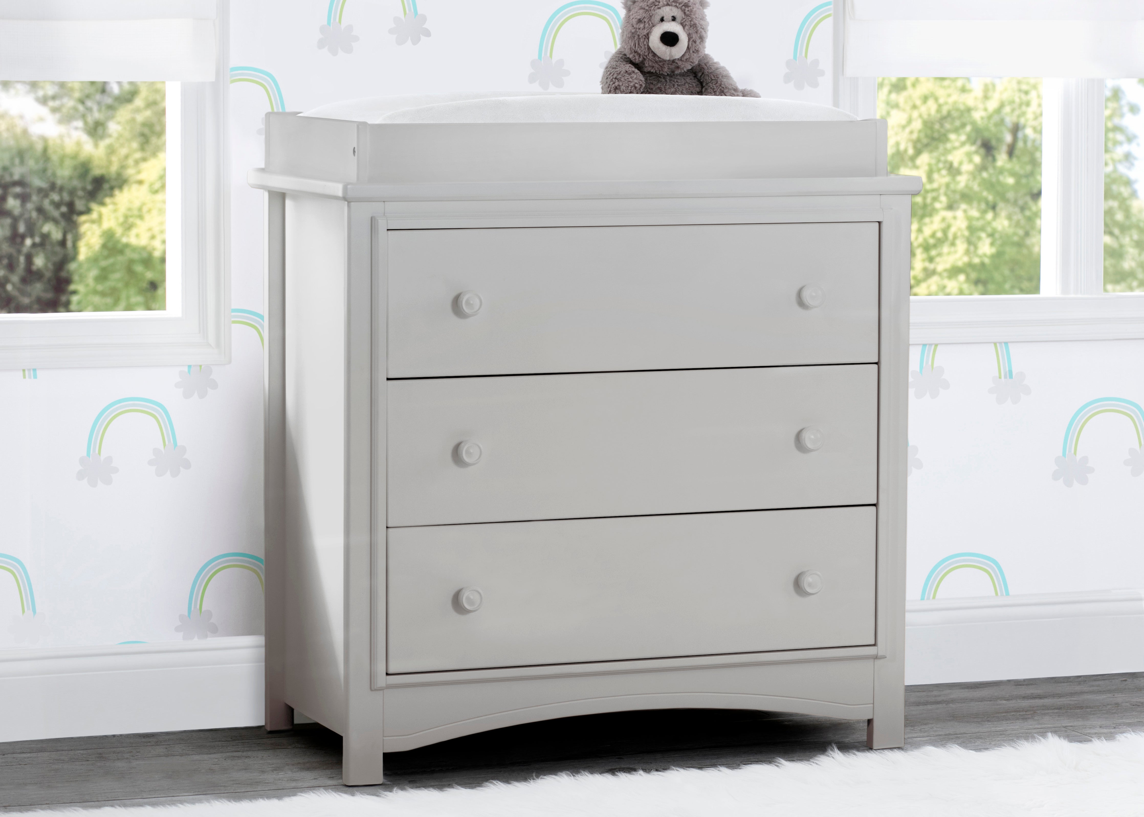 Perry 3 Drawer Baby Dresser with Changing Table Top & Secure Interlocking Drawers - Perfect Nursery Furniture for Diaper Changes & Baby Clothes Storage