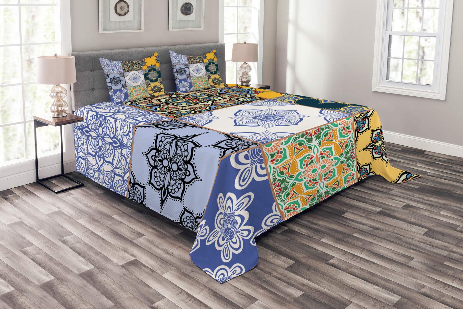 Ambesonne Moroccan Bedspread Set - Bohemian Print King Size 3-Piece Bedding with 2 Pillow Shams | Portuguese Tile Patterns in Vibrant Colors & Textures | Perfect for Master Bedroom, Guest Room & Boho Home Decor