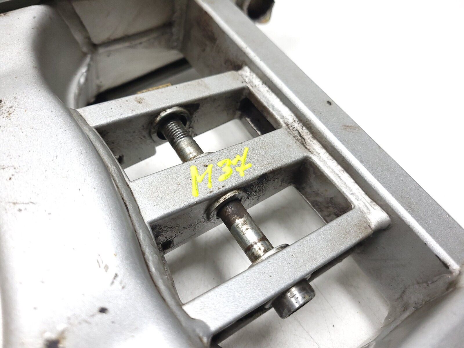 Original Ducati Monster M600 620 Swingarm OEM Replacement Part - Perfect for Motorcycle Repair & Custom Builds - Ride with Confidence on Your Ducati Bike