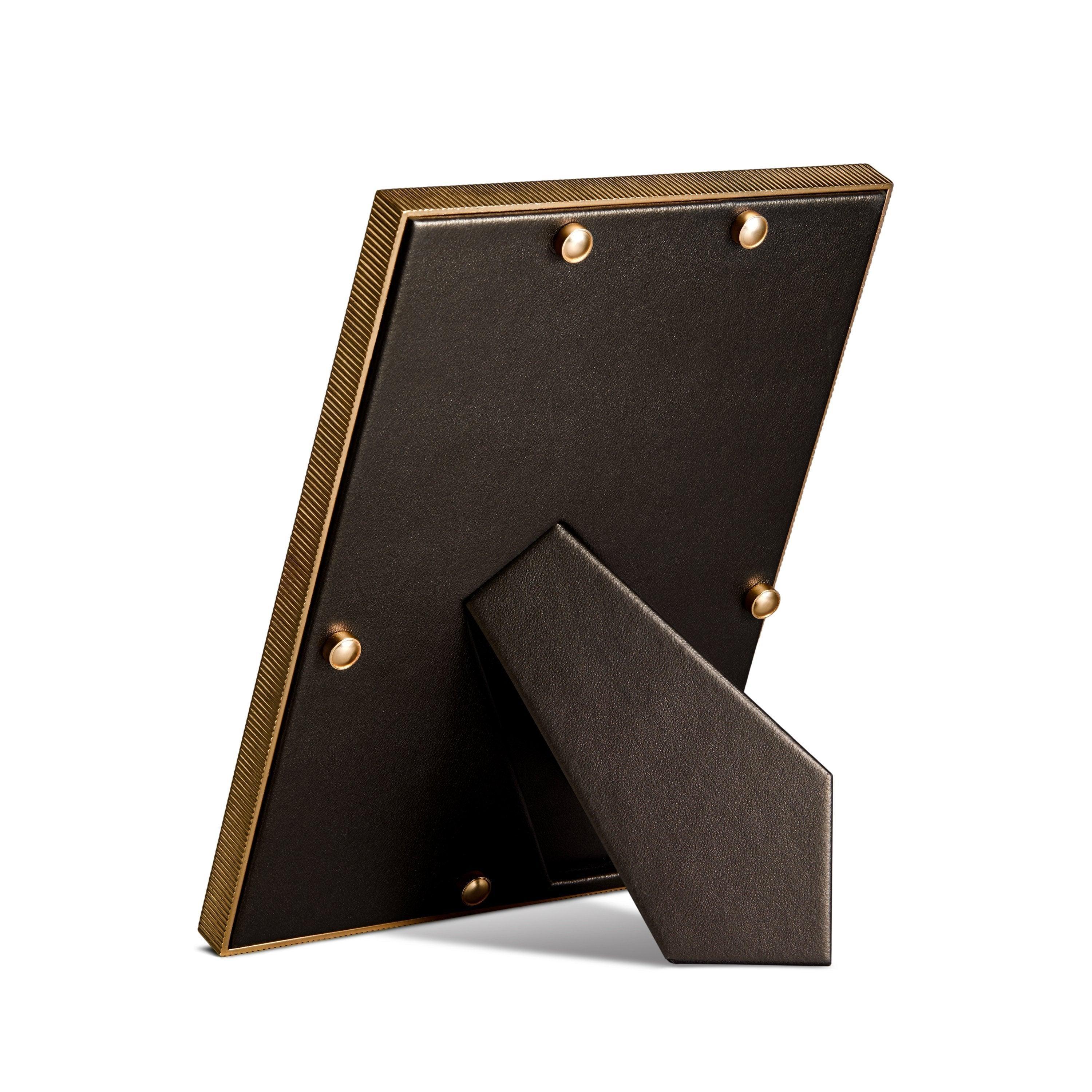 Kelly Behun Side Eye Frame - Modern Minimalist Picture Frame for Wall Art & Photo Display - Perfect for Home, Office & Gallery Decor