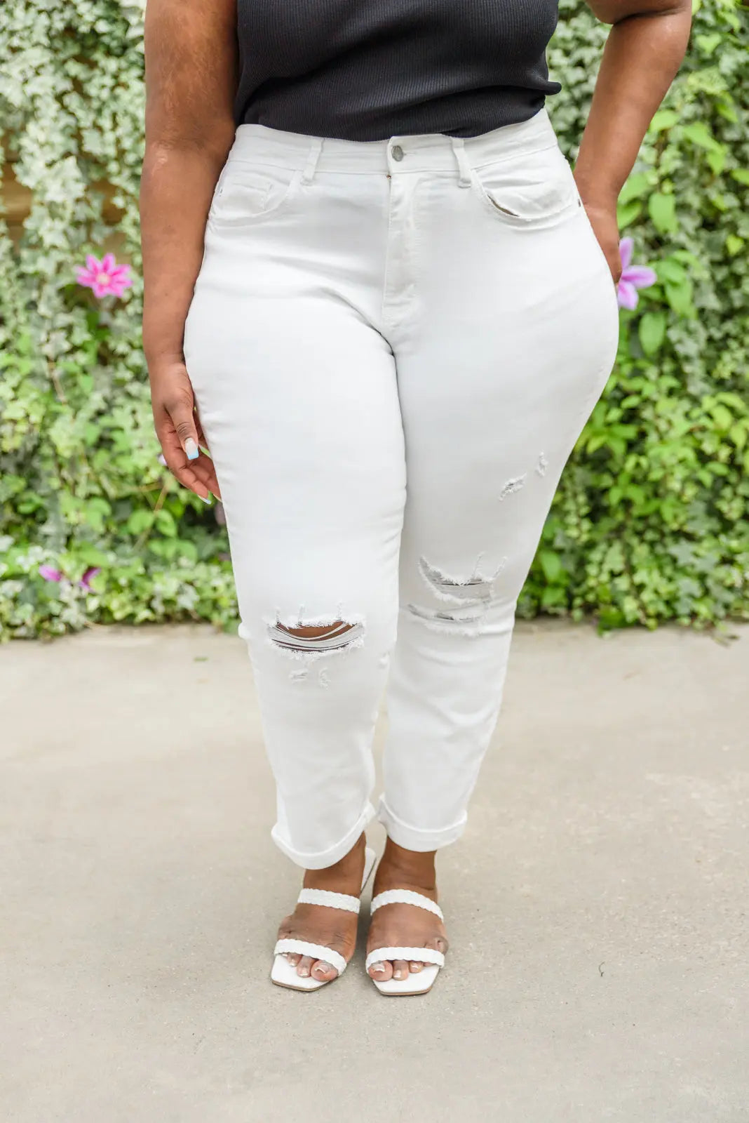 Stylish Mid Rise Boyfriend Destroyed White Jeans for Women - Trendy Distressed Denim for Casual Outfits & Streetwear Fashion