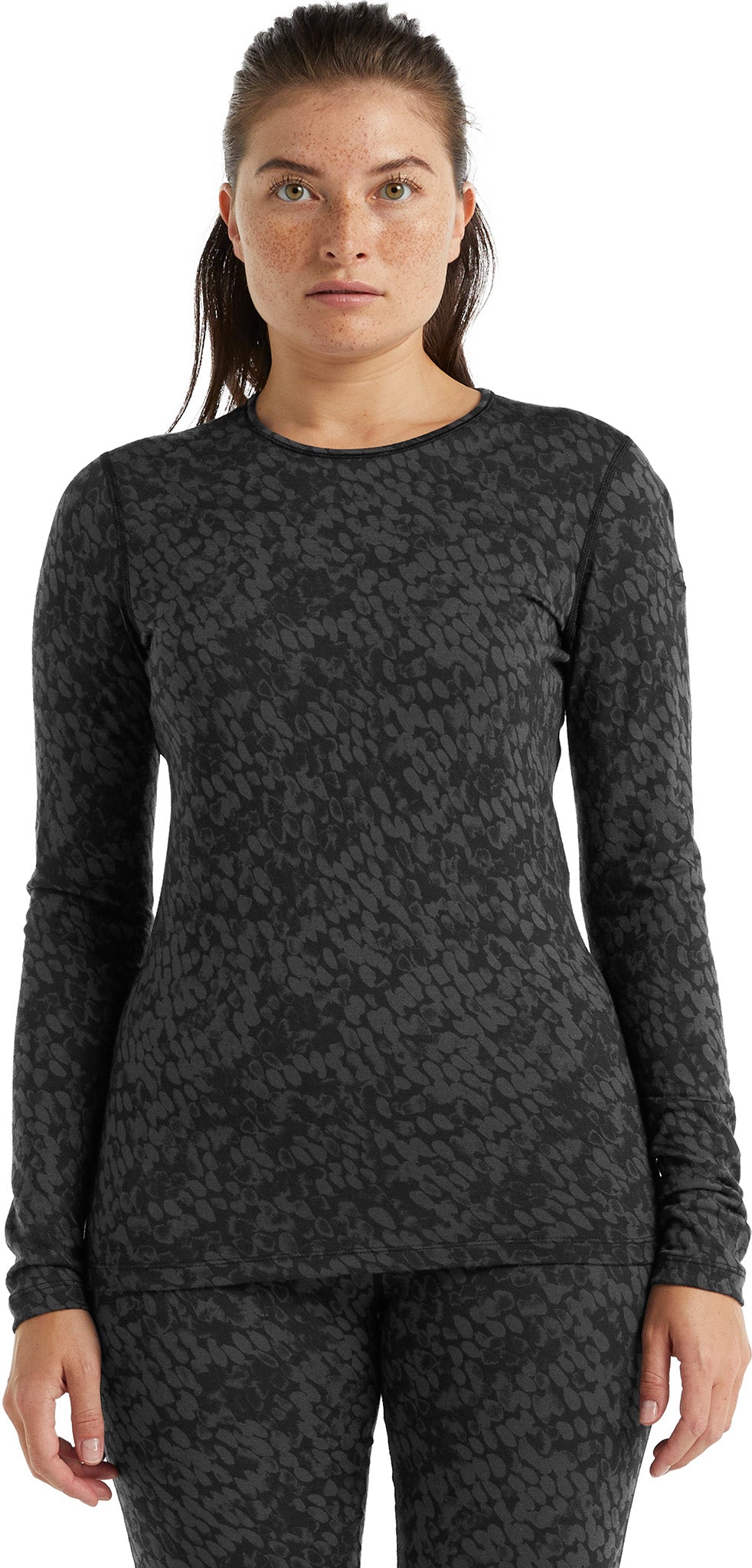 200 Oasis Forest Shadows Long Sleeve Baselayer for Women - Moisture Wicking Thermal Underwear for Hiking, Skiing & Cold Weather Activities
