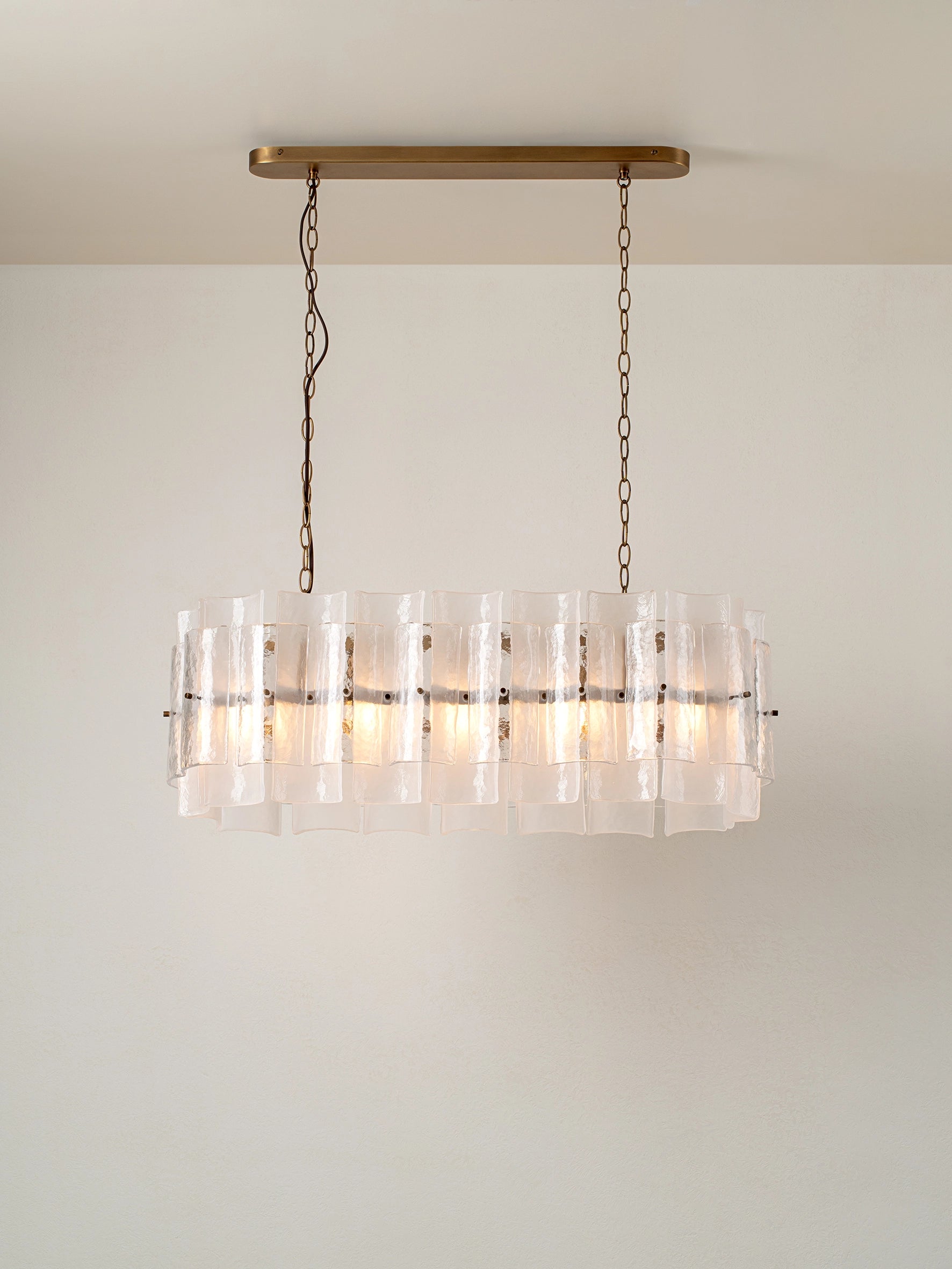 Pazo 9-Light Layered Textured Glass Oval Chandelier - Elegant Dining Room Lighting for Modern Home Decor