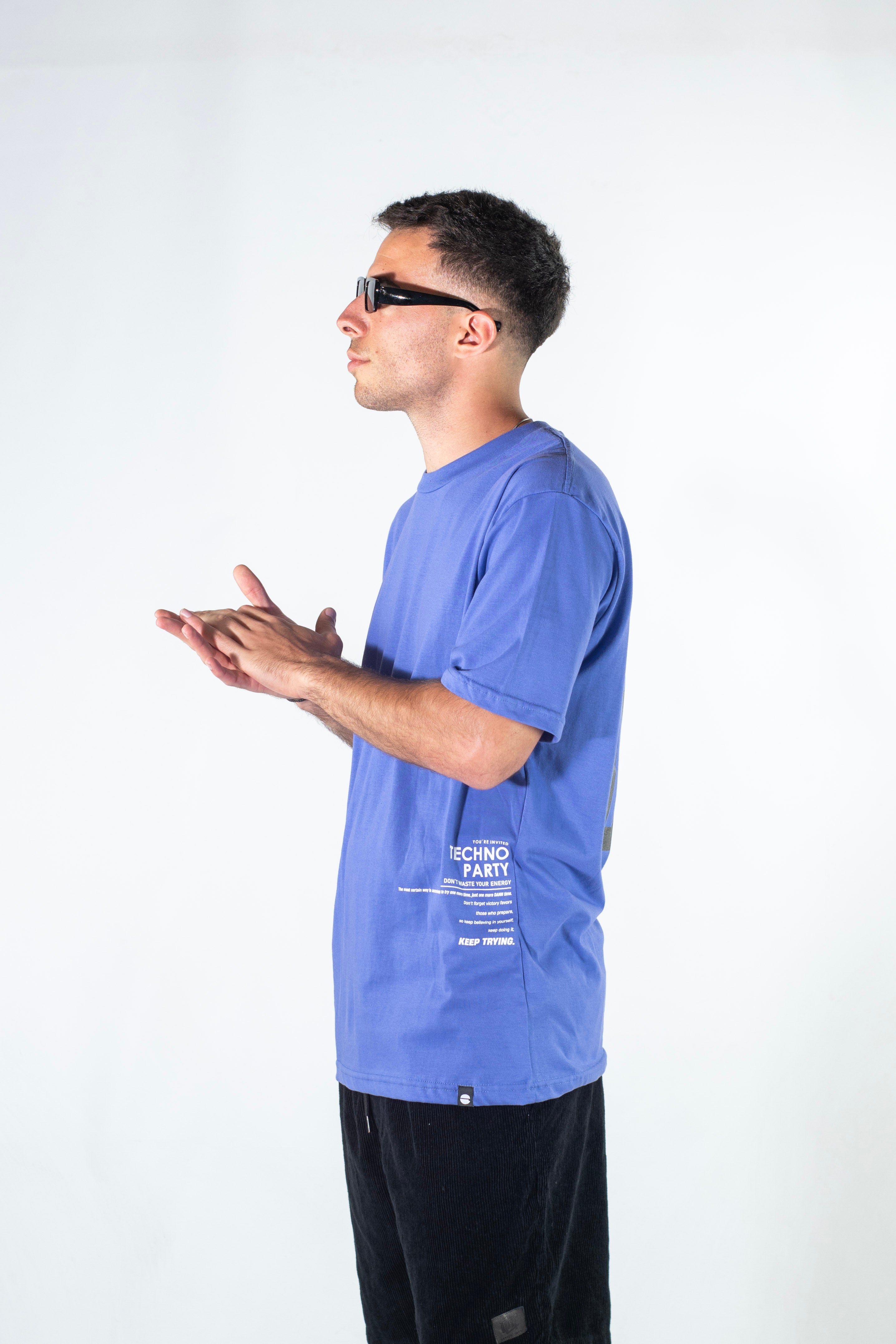 Premium Men's T-Shirt - Soft Cotton Comfort Fit - Ocn Antartico Design - Ideal for Casual Wear, Gym & Outdoor Activities