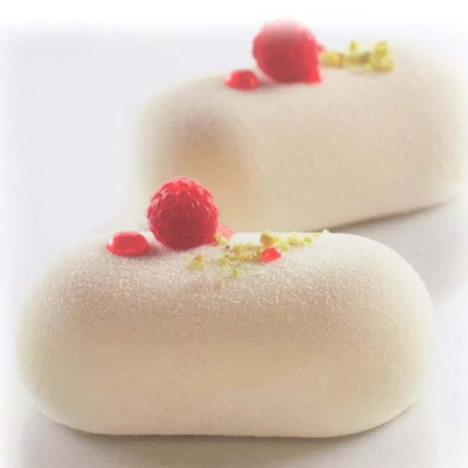 Nonstick Large White Mr. Pillow Mold for Baking - Perfect for Cakes, Cupcakes, and Pastry Decorations