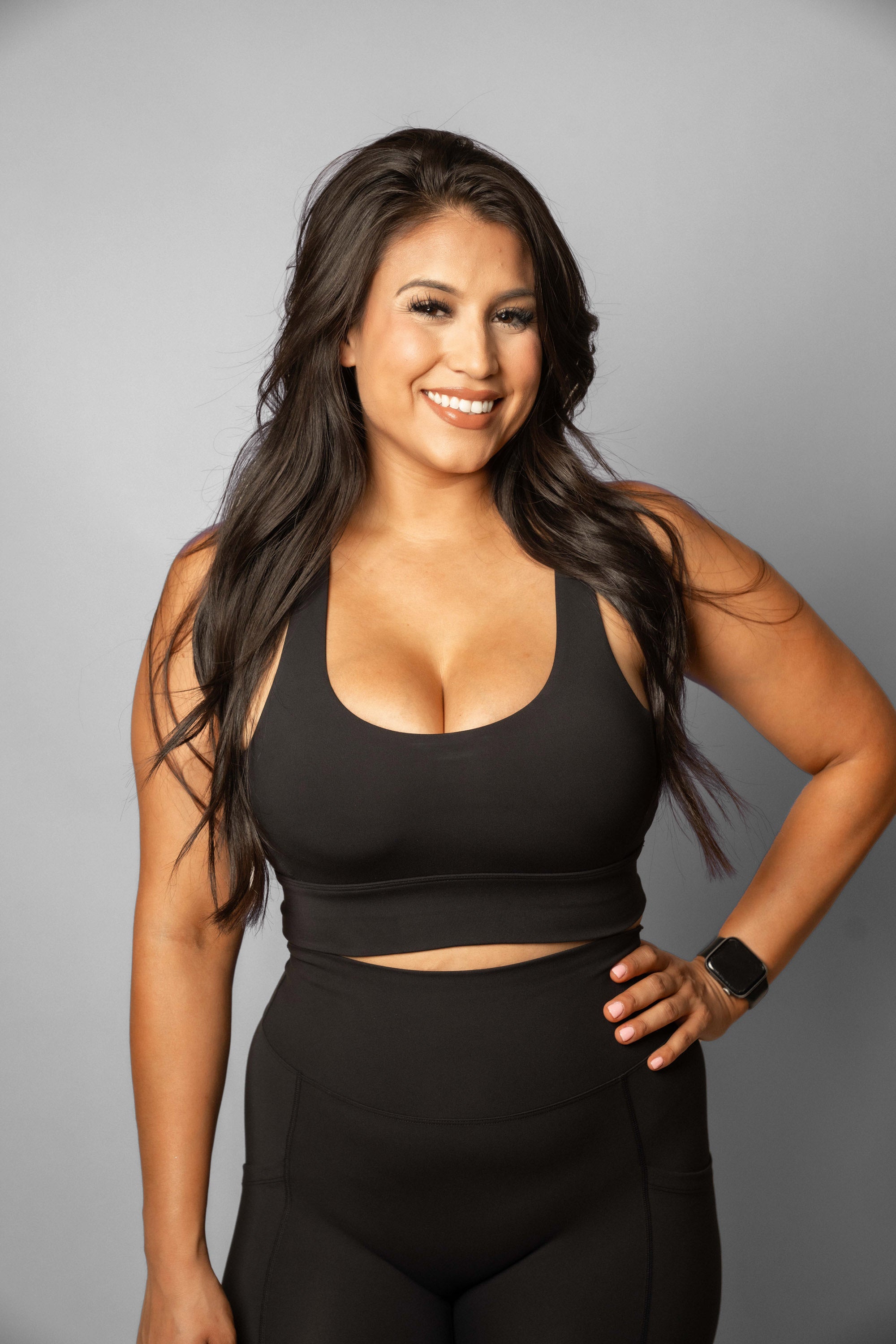 High-Performance Effortless Endurance Sports Bra for Women - Breathable & Supportive Black Workout Top - Ideal for Running, Yoga & Gym Training