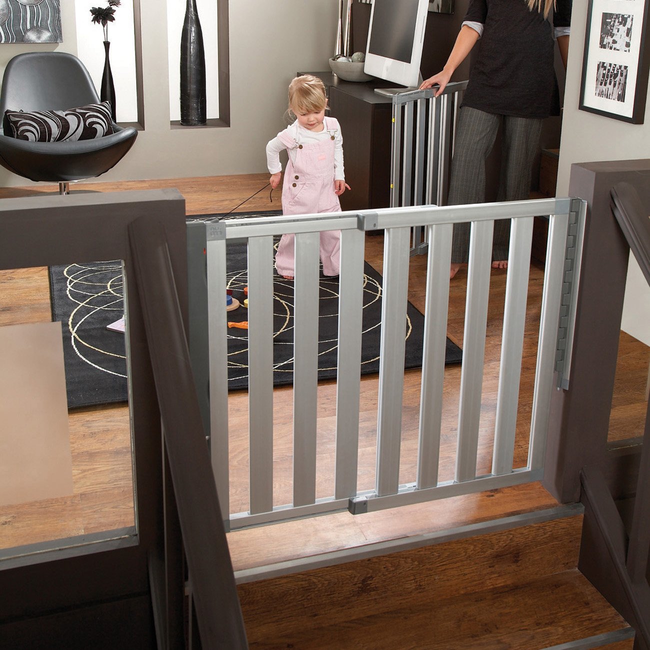 Munchkin® Loft Hardware Mounted Baby Gate for Stairs, Hallways & Doors - Extends 26.5