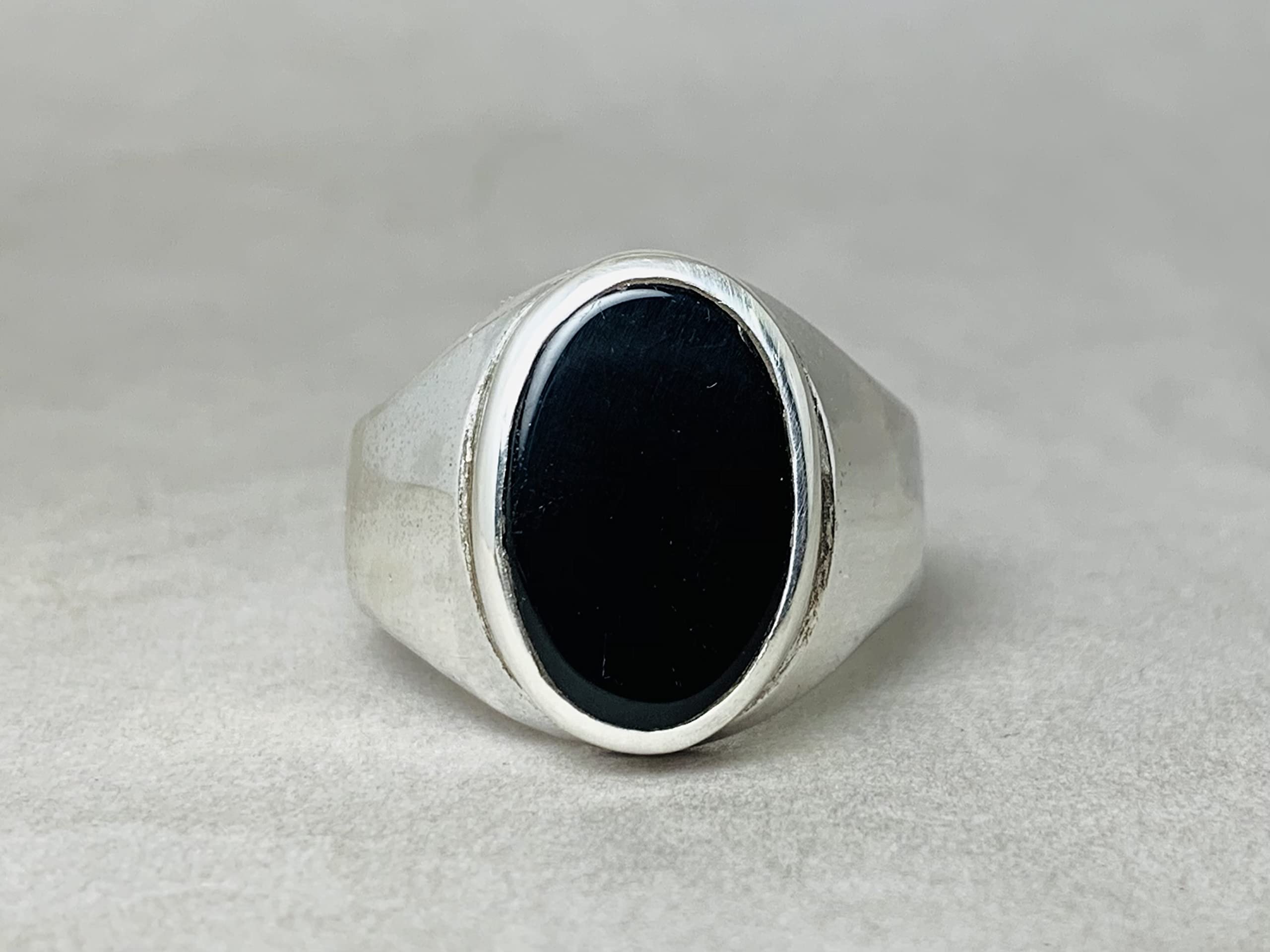 Black Onyx Ring for Men & Women - 925 Sterling Silver Handmade Gemstone Band - Natural Onyx Jewelry for Everyday Wear, Gifts & Special Occasions