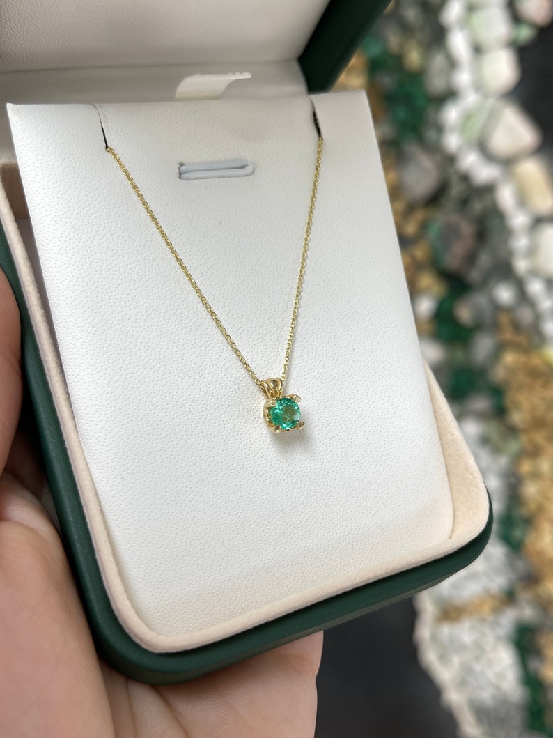 0.43ct Natural Petite Emerald Heart Accent Solitaire Pendant in 14K Gold - Elegant Jewelry Gift for Women, Perfect for Valentine's Day & Anniversary Celebrations
