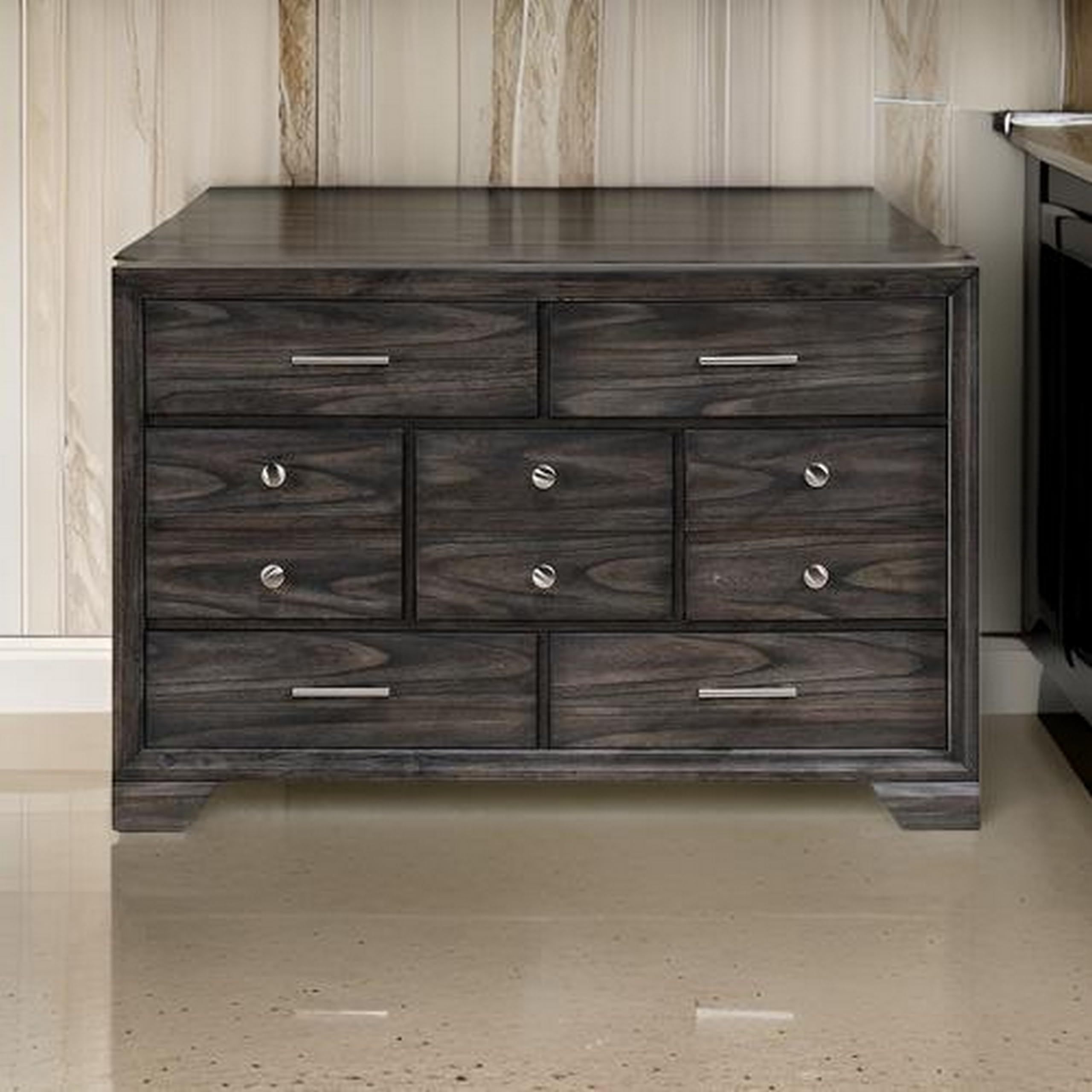 Benjara 7-Drawer Wooden Dresser with Natural Grain Texture - Gray Bedroom Storage Organizer for Clothes, Linens & Accessories