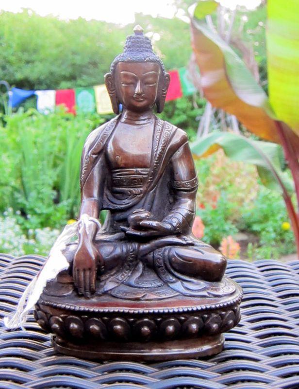 6 Inch Bronze Shakyamuni Buddha Statue - Handcrafted Meditation Decor for Home, Office & Garden - Spiritual Gift for Yoga & Zen Lovers