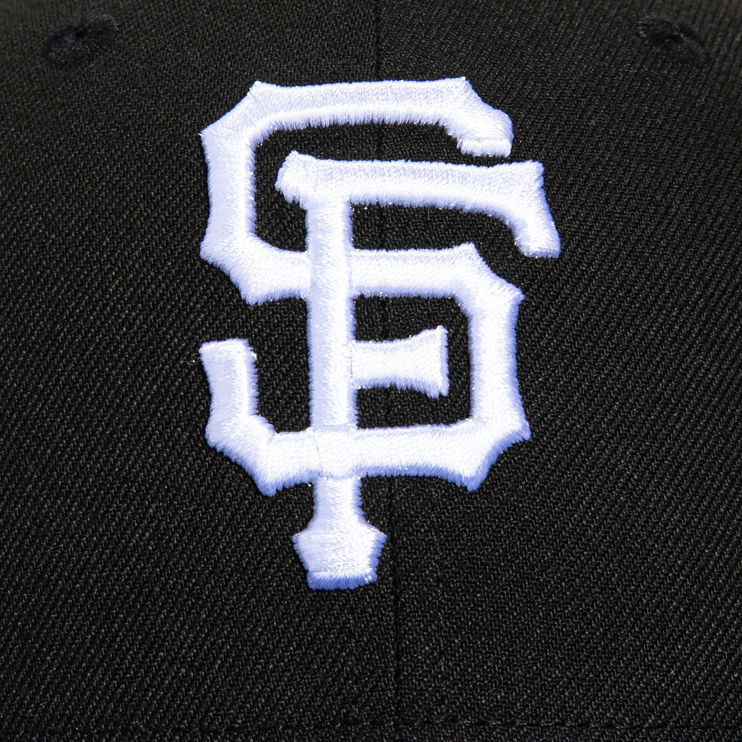 New Era 59Fifty San Francisco Giants 2010 World Series Patch Baseball Cap - Black & Royal Blue - Official MLB Licensed Hat for Fans & Collectors - Perfect for Games, Tailgating & Sports Memorabilia Display