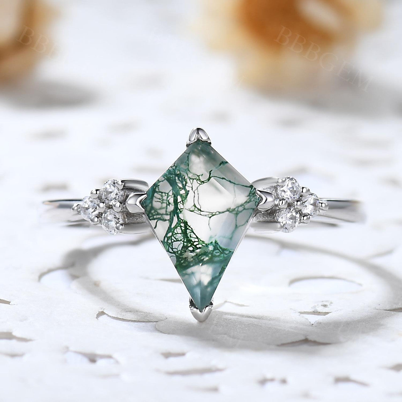 Vintage Kite-Shaped Natural Moss Agate & Diamond Engagement Ring in 14K White Gold - Perfect for Romantic Proposals, Anniversaries & Unique Bridal Jewelry