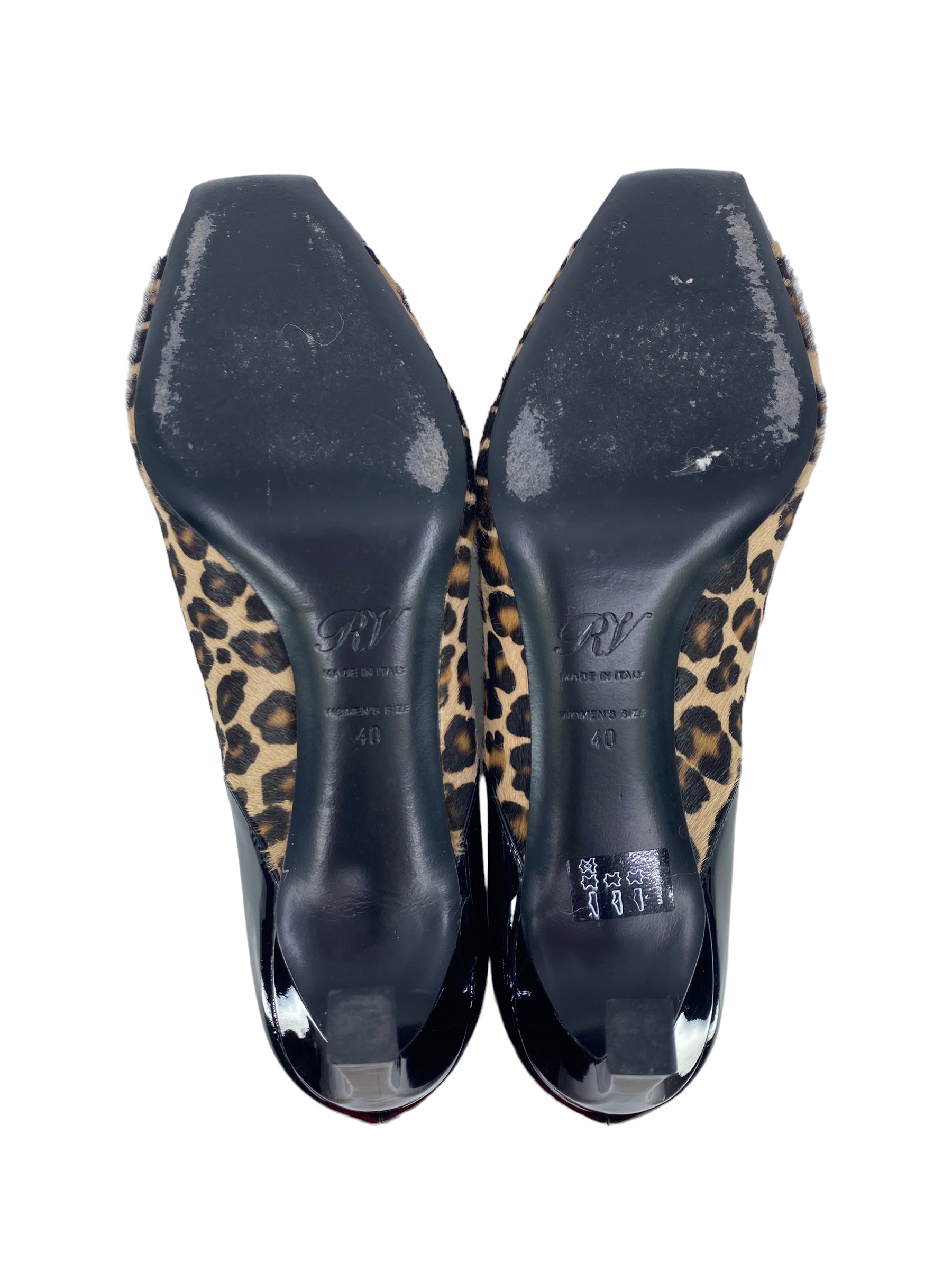 Roger Vivier Women's Patent Leather Pumps - Size 40 US (7.5 UK) - Classic Pointed Toe High Heel Dress Shoes for Wedding, Party & Office Wear