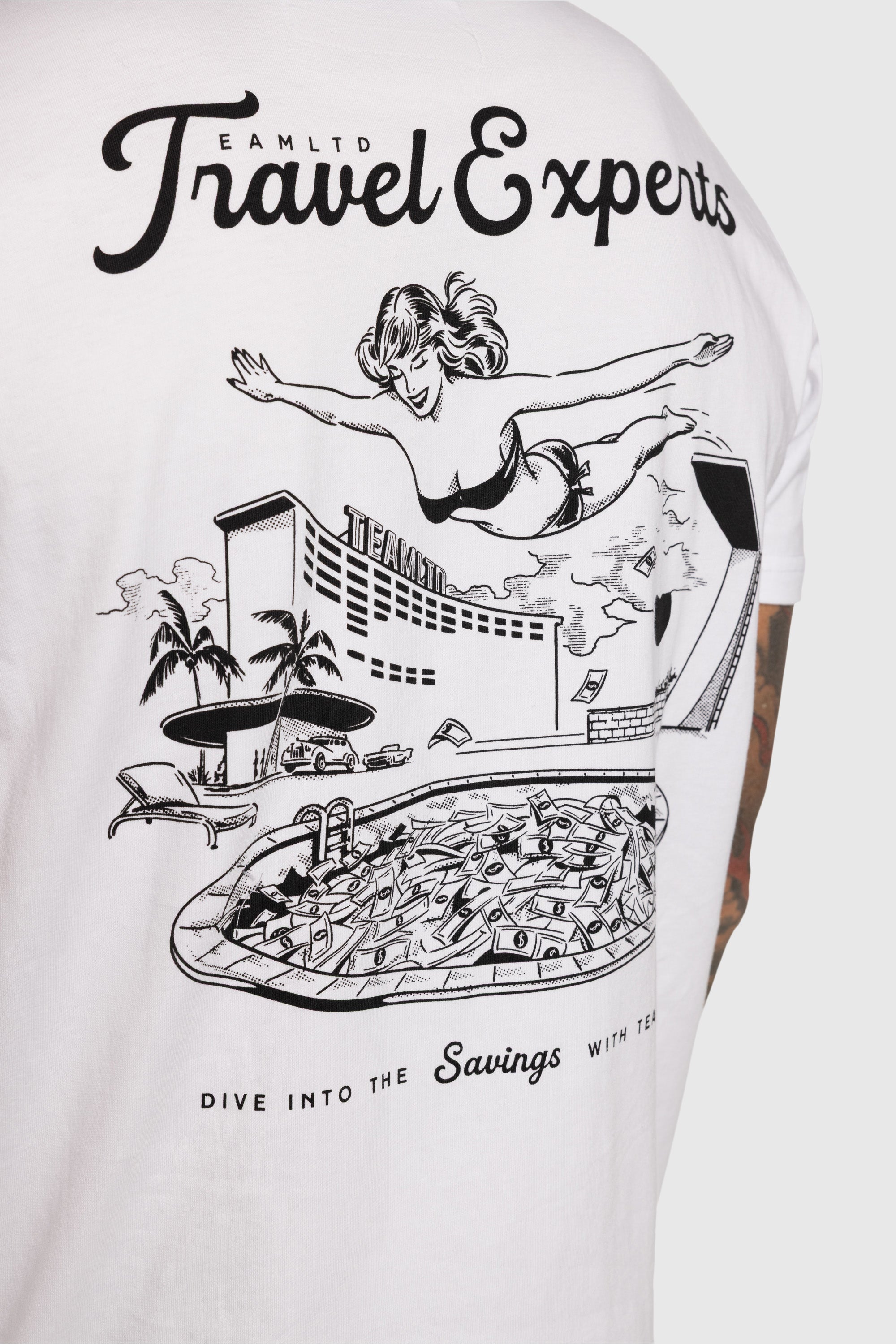 Travel Experts Tee - Comfortable & Stylish Travel T-Shirt for Men & Women | Perfect for Road Trips, Vacations & Adventure Travel