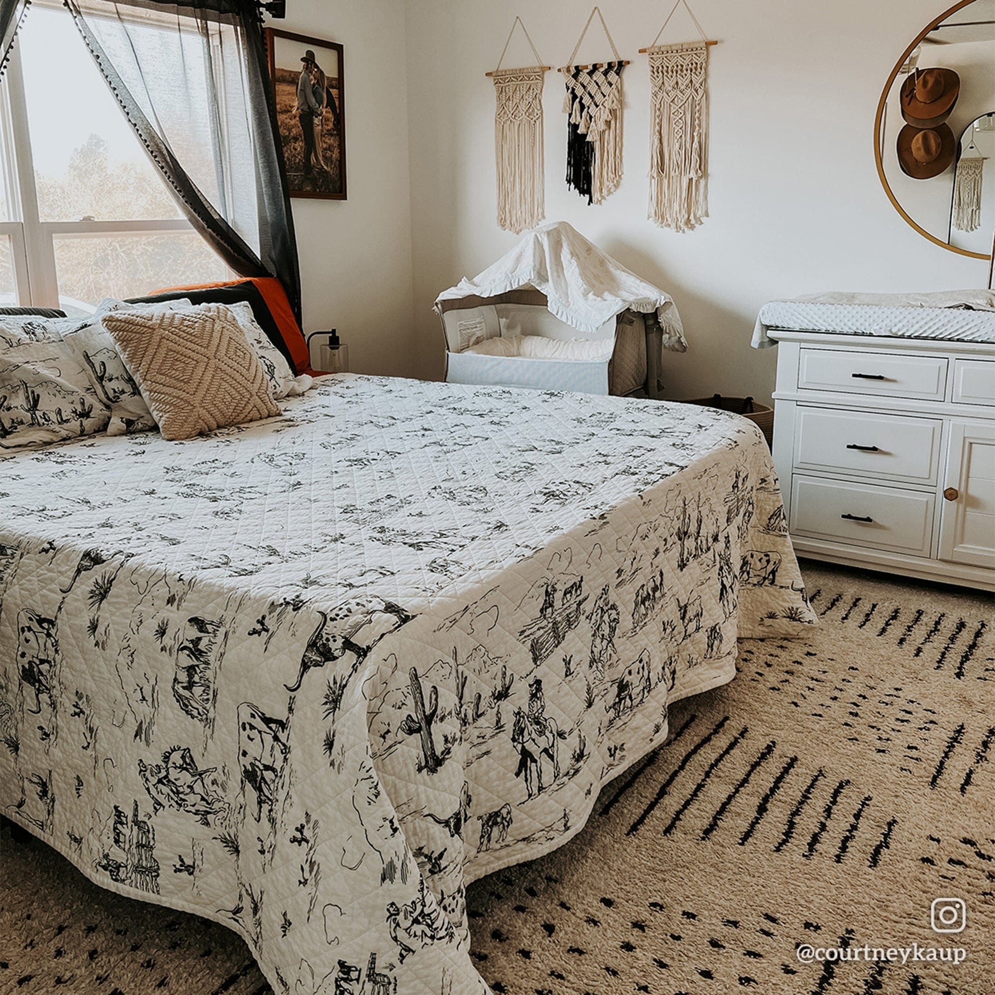 Ranch Life Printed Reversible Quilt Set - Western Farmhouse Bedding for Queen Size Beds - Perfect for Farmhouse Decor, Guest Rooms & Cozy Cabin Retreats
