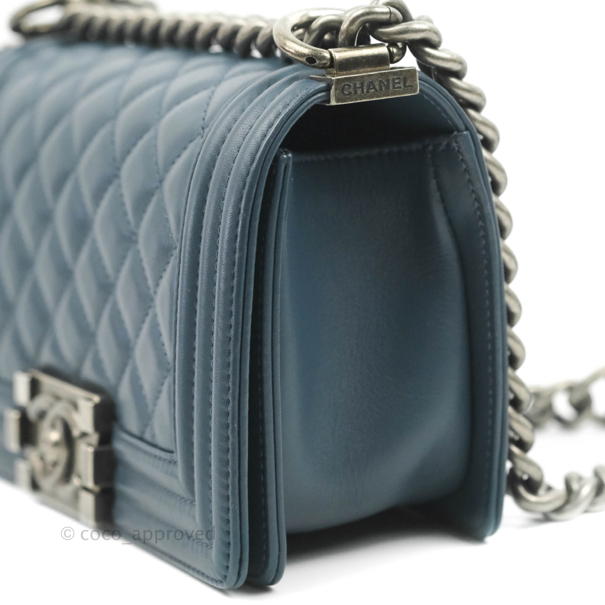 Chanel Boy Small Navy Blue Calfskin Leather Bag with Ruthenium Hardware - Perfect for Evening Events & Luxury Fashion Accessories