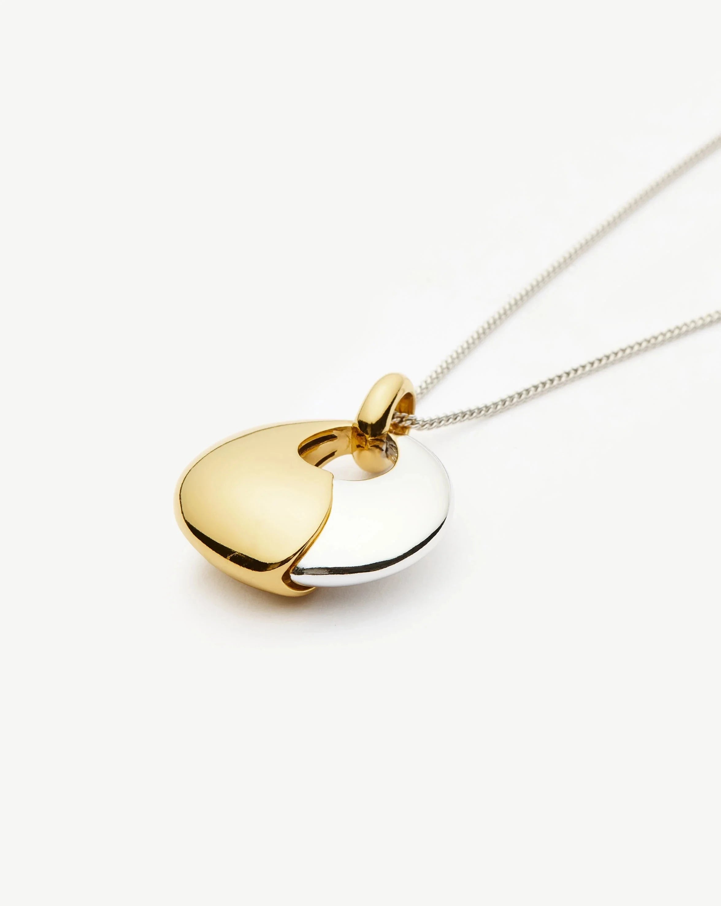 Sculptural Pebble Pendant Necklace Set in Mixed Metals - Elegant Layered Jewelry for Women, Perfect for Everyday Wear, Date Nights & Special Occasions