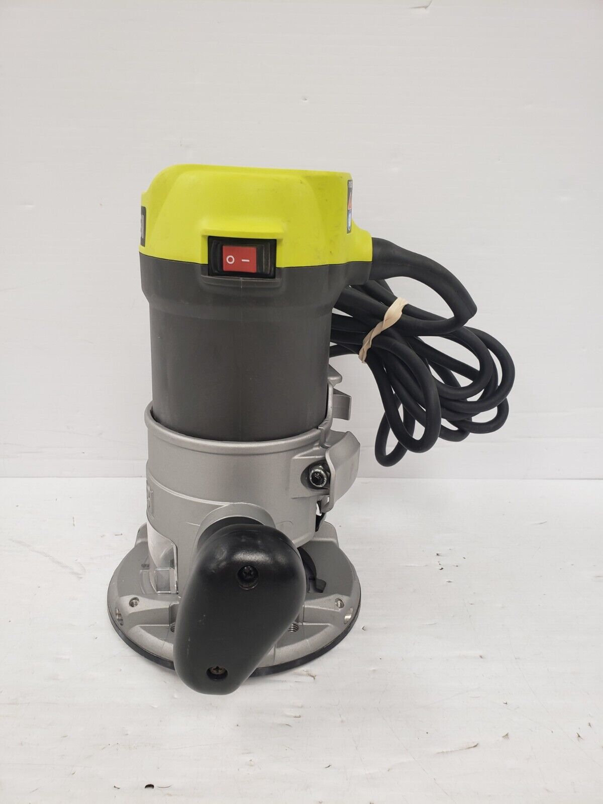 Ryobi R163G 1.25 HP Fixed Base Router - Compact & Powerful Woodworking Tool for DIY Projects & Professional Use - Perfect for Edging, Trimming & Joinery Work