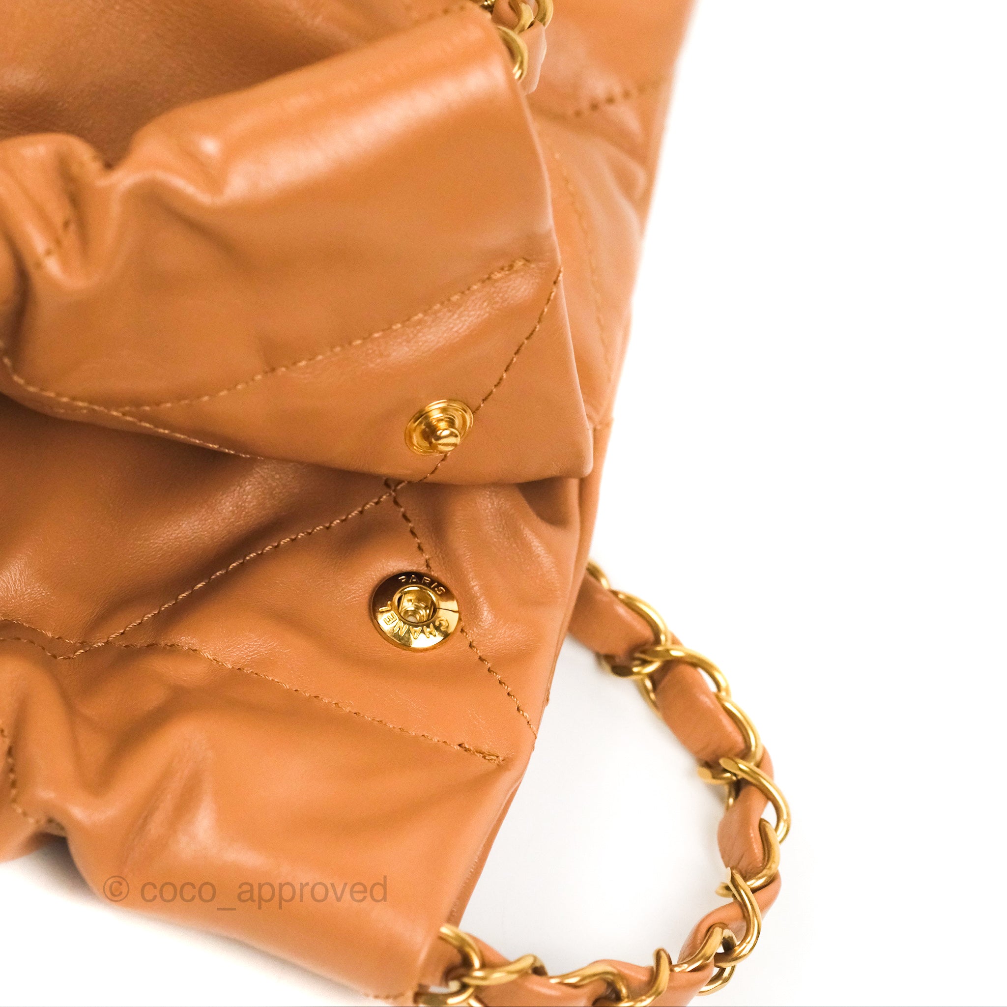 Chanel 22 Small Handbag in Caramel Beige Shiny Calfskin Leather with Aged Gold Hardware - Perfect for Everyday Use & Luxury Fashion Accessories