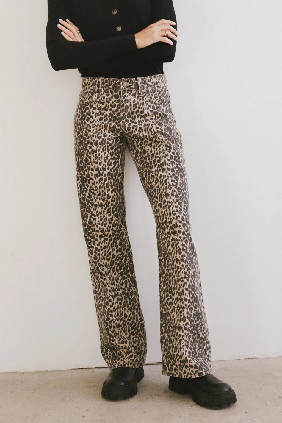Marshall Straight Leg Jeans - Women's High Waisted Leopard Print Denim Pants for Casual Wear & Street Style Fashion