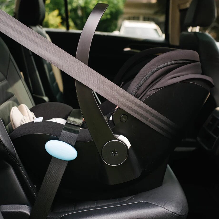 Clek Liingo Baseless Infant Car Seat – Lightweight & Safe for Newborns | Easy Installation & Comfortable for Travel | Perfect for Cars, Airplanes & Daily Use