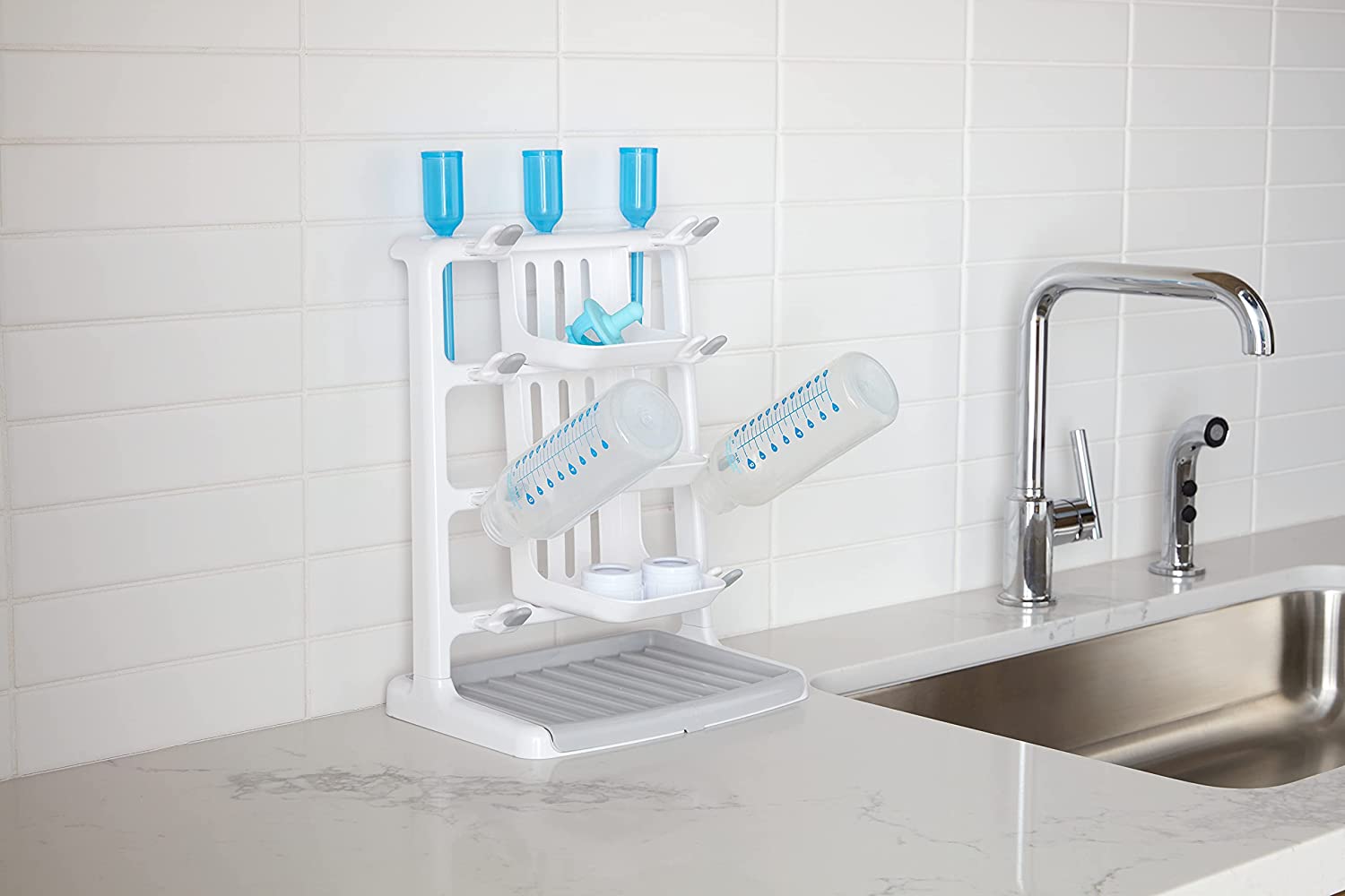 Munchkin Tidy Drying Bottle Rack - Space Saving Baby Bottle Drying Stand for Nursery, Kitchen & Travel | Dishwasher Safe & BPA Free