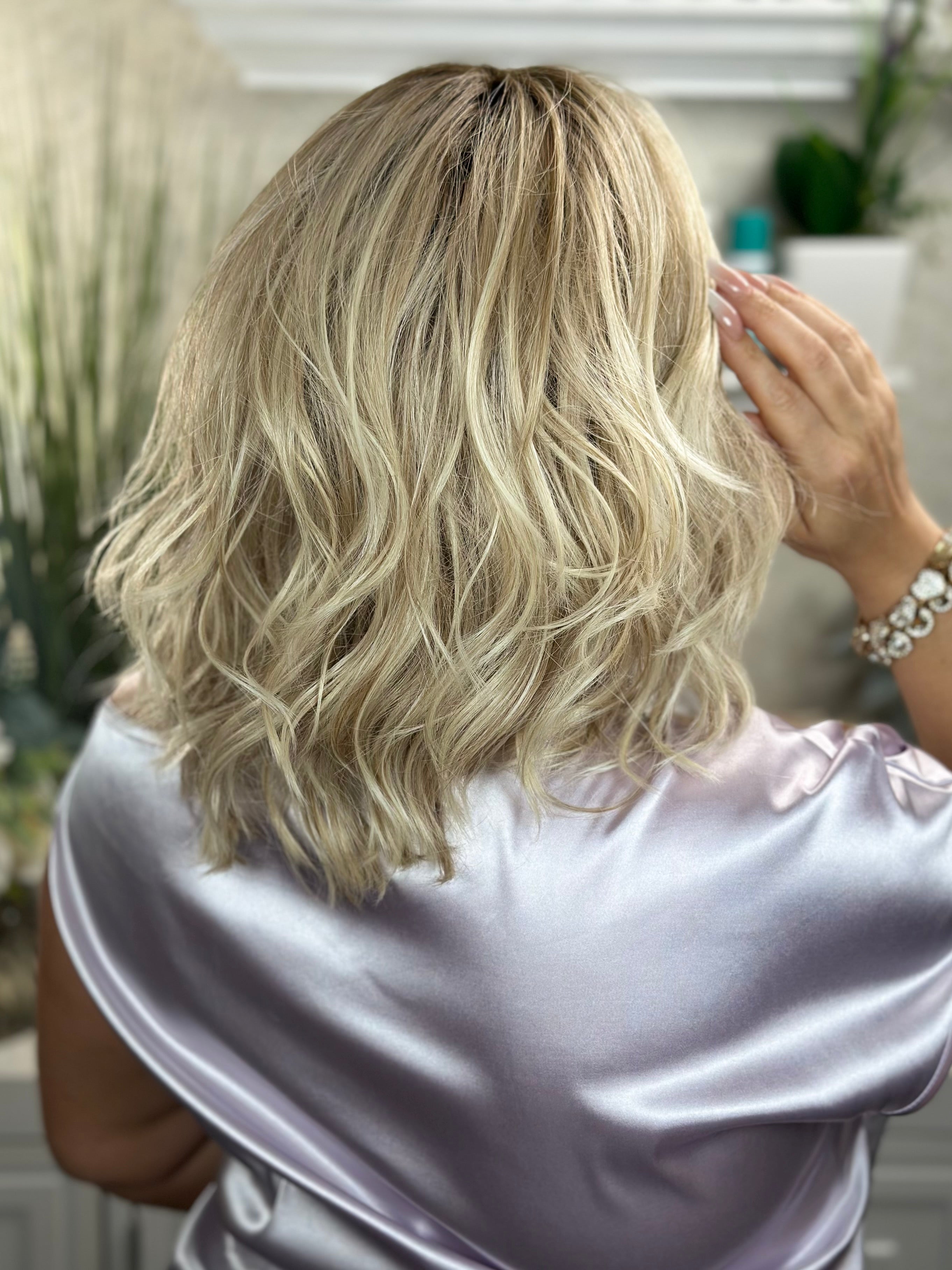 Paparazzi Blonde Hair Extensions - Clip-in Human Hair Extensions for Volume & Length - Perfect for Parties, Weddings & Special Events